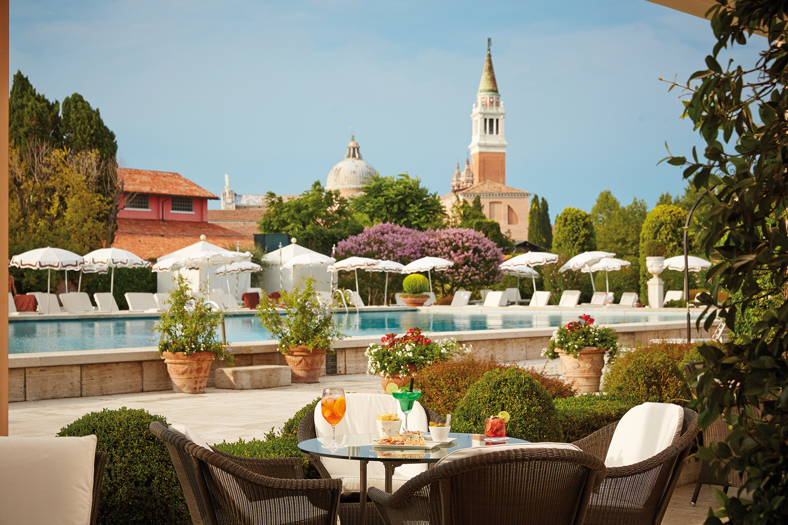 Europe, Italy, Venice, Hotel Cipriani, A Belmond Hotel, Venice, Outdoor dining