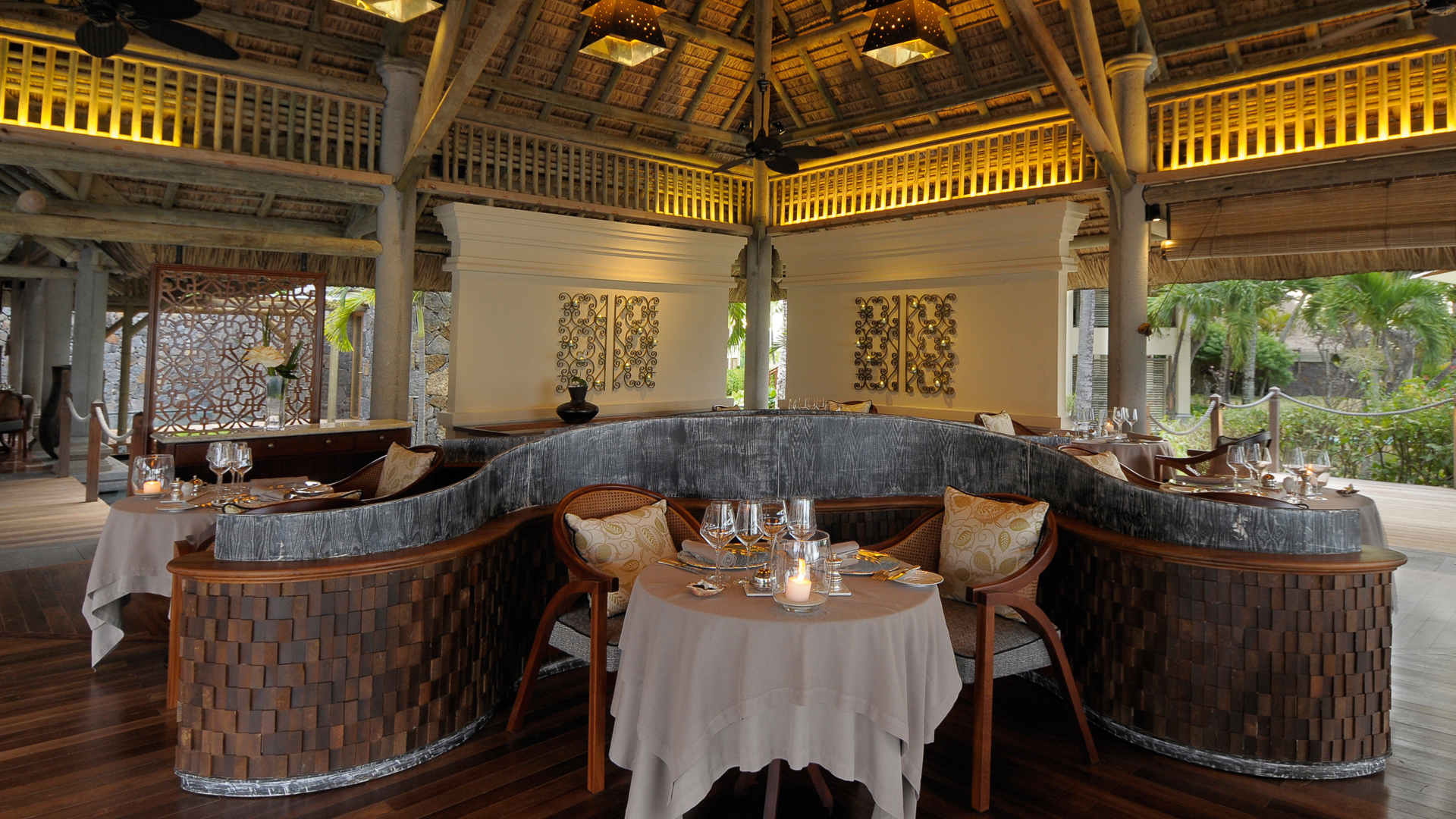 Indian Ocean, Mauritius, Constance Prince Maurice, Archipel dining