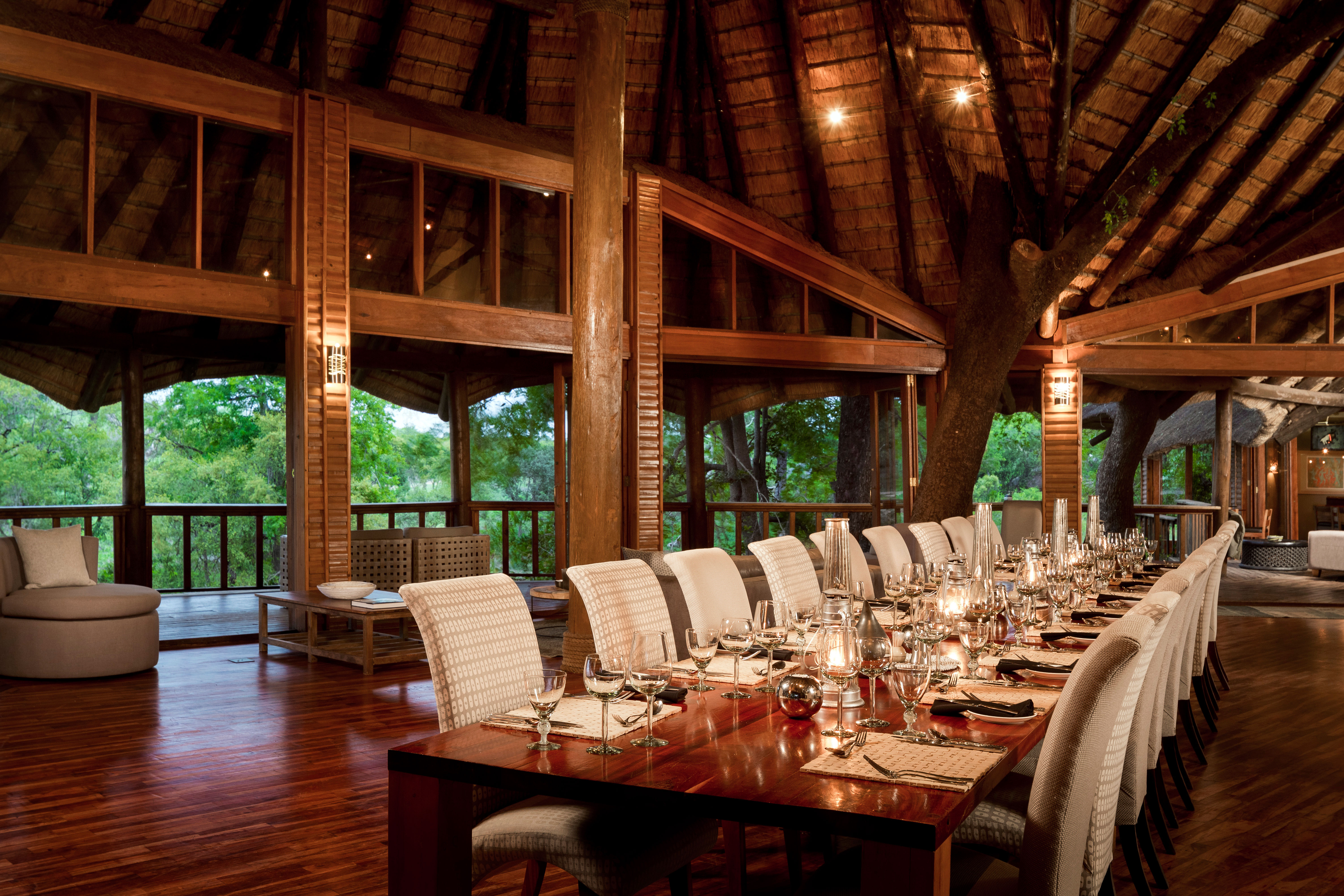  Africa, South Africa, Ulusaba Safari Lodge, Dining