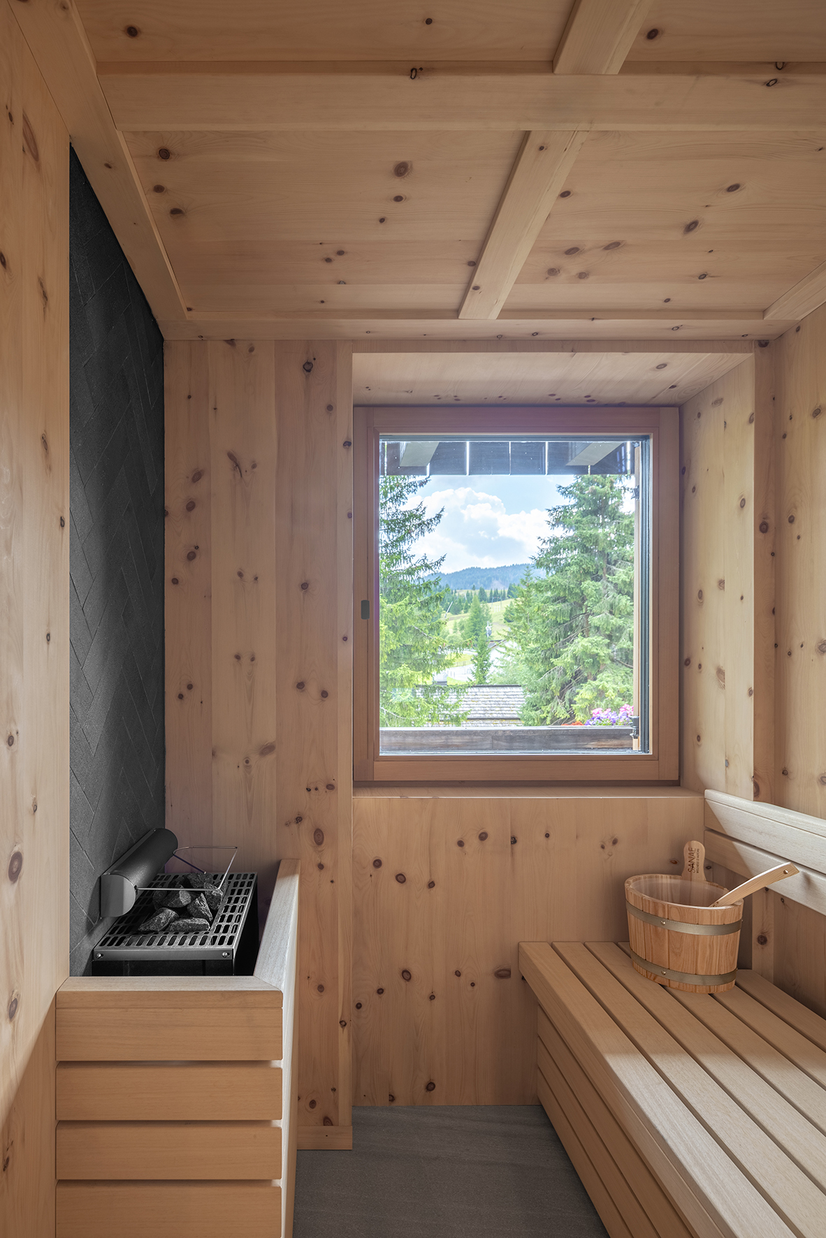 Italy ski holidays, The Dolomites, Hotel La Perla, sauna