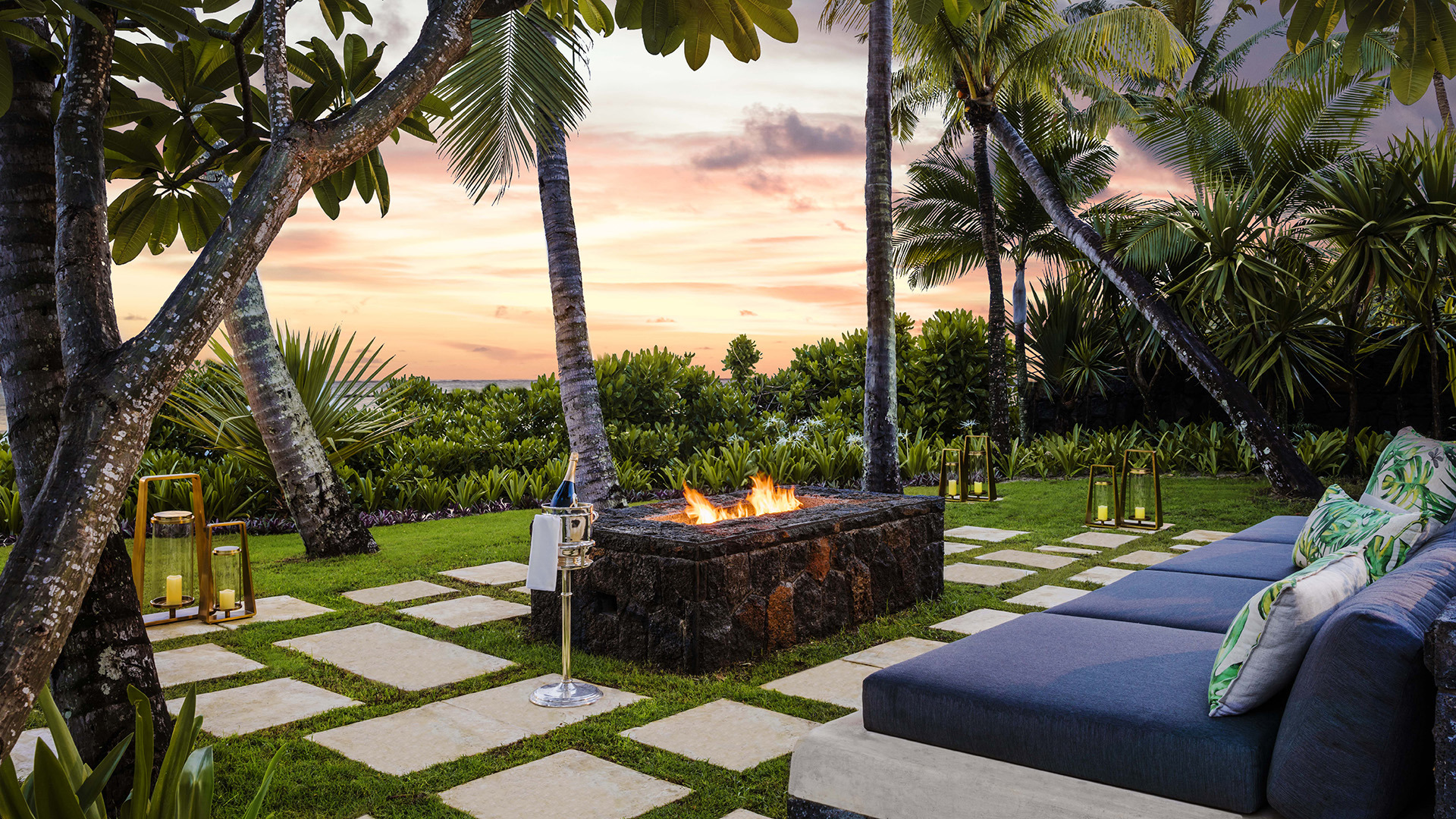 Indian ocean, Mauritius, One & Only Le Saint Geran, Villa Firepit