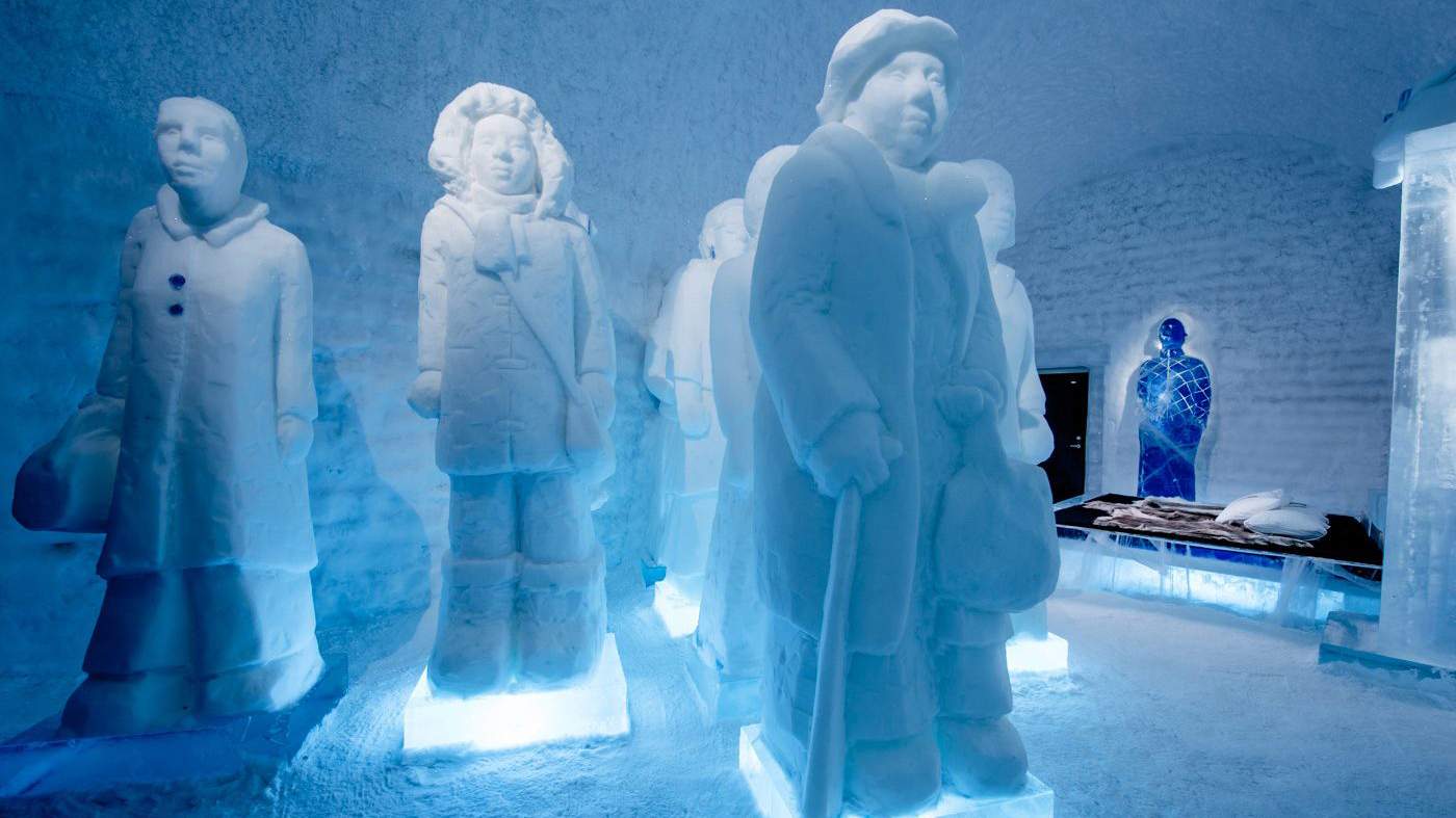 Ski & Snow, Jukkasjärvi, Sweden, Icehotel, The Invisible Invincible Army Deluxe Suite