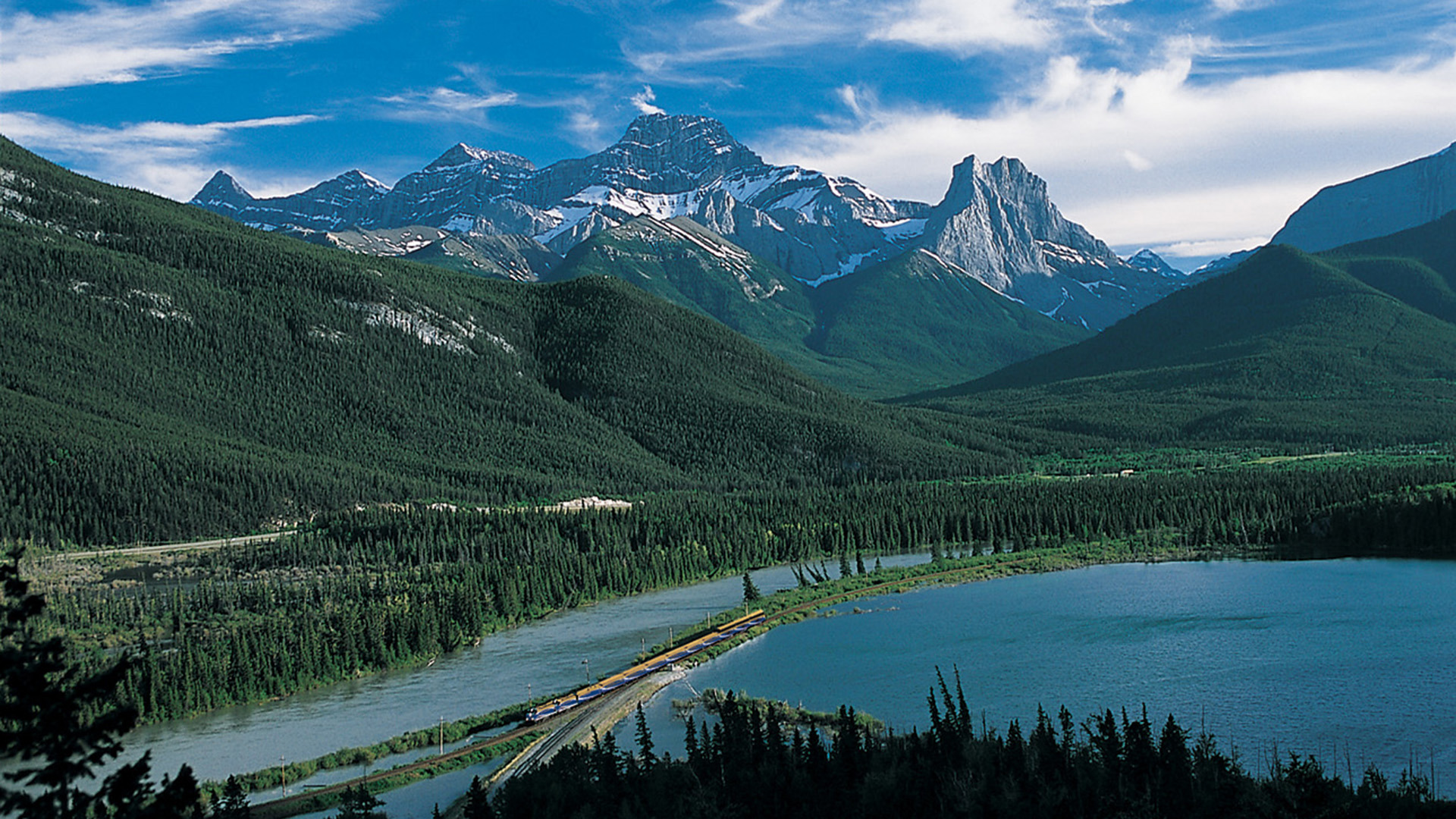 North america & canada, Canada, Rocky mountaineer, Landscape