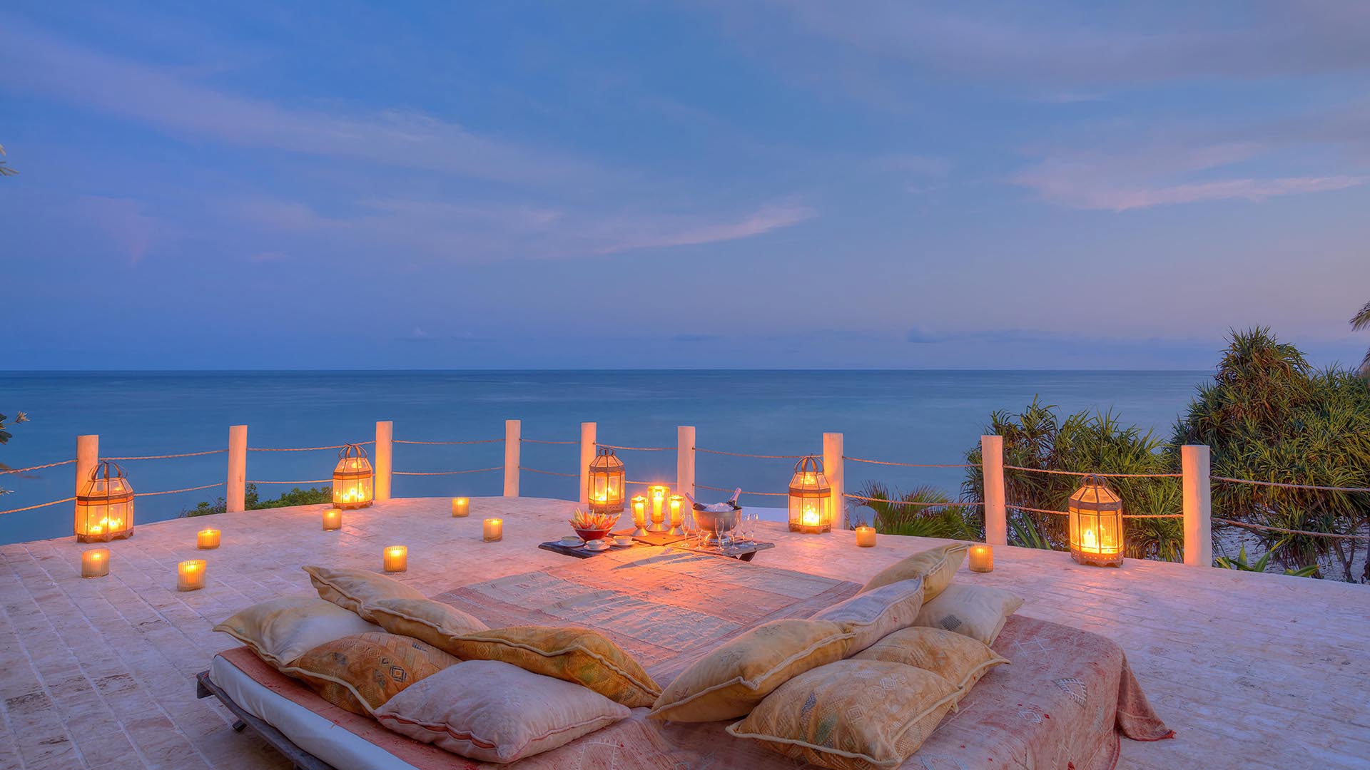 Africa, Kenya, Alfajiri, Sunset Seating Area