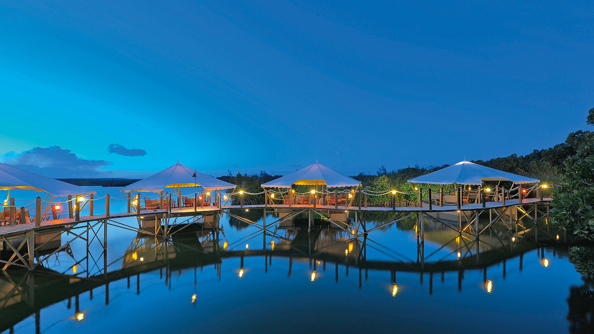 Indian Ocean, Mauritius, Constance Prince Maurice, Dining area