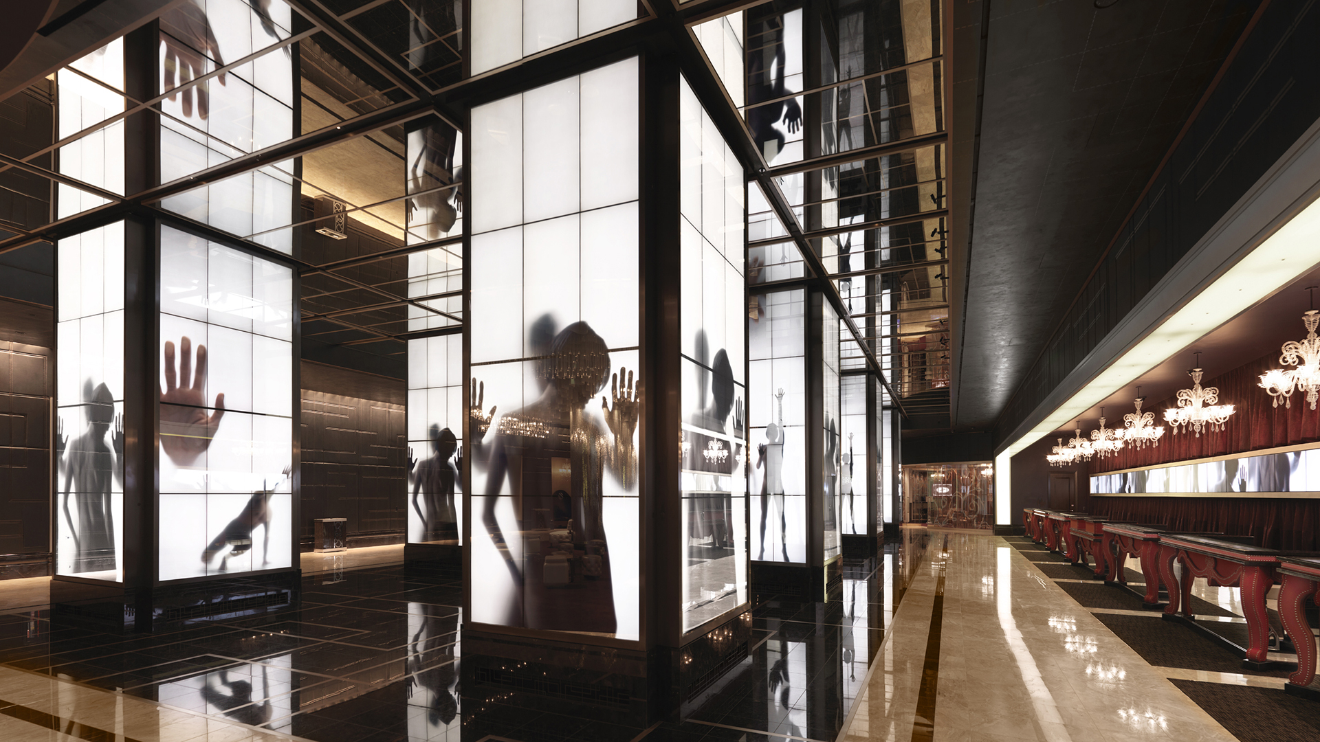  North America & Canada, Las Vegas, The Cosmopolitan of Las Vegas, Reception