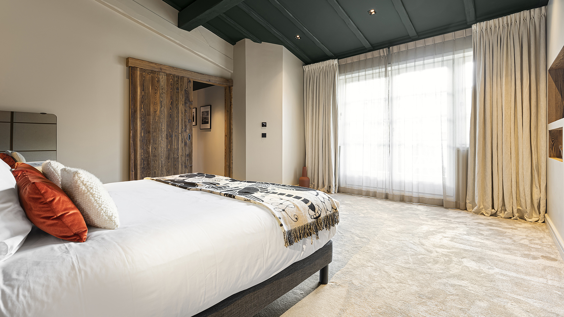 Ski & Snow, The Three Valleys, France, Le Chabichou, Star Suite