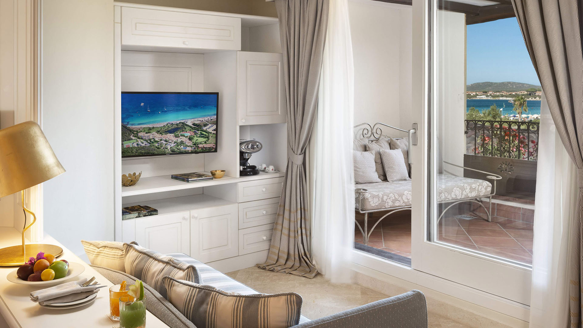  Europe, Italy, Sardinia, Abi d’Oru Beach Hotel & Spa, Room