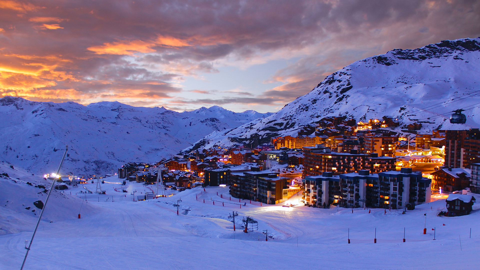 Luxury Ski & Snow, Val Thorens, Village at dusk