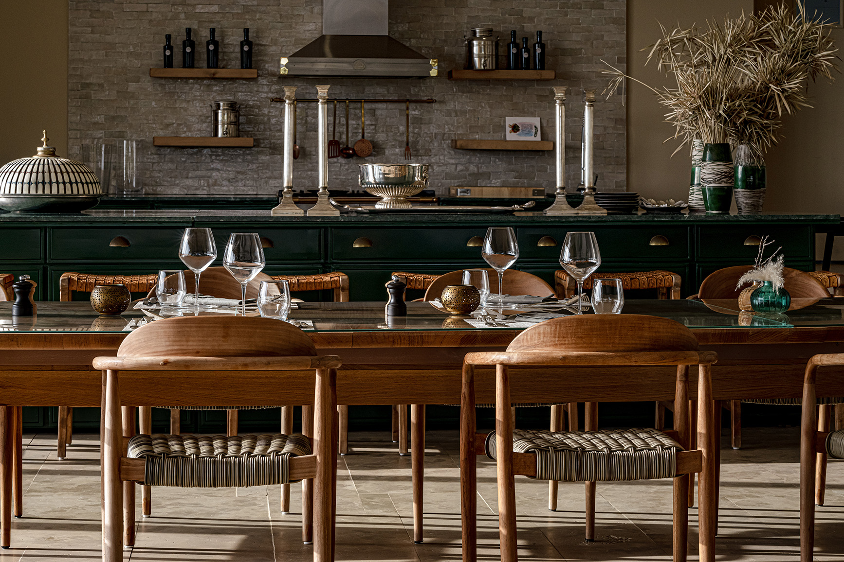Africa, Morocco, La Fiermontina Océan, table set in indoor restaurant
