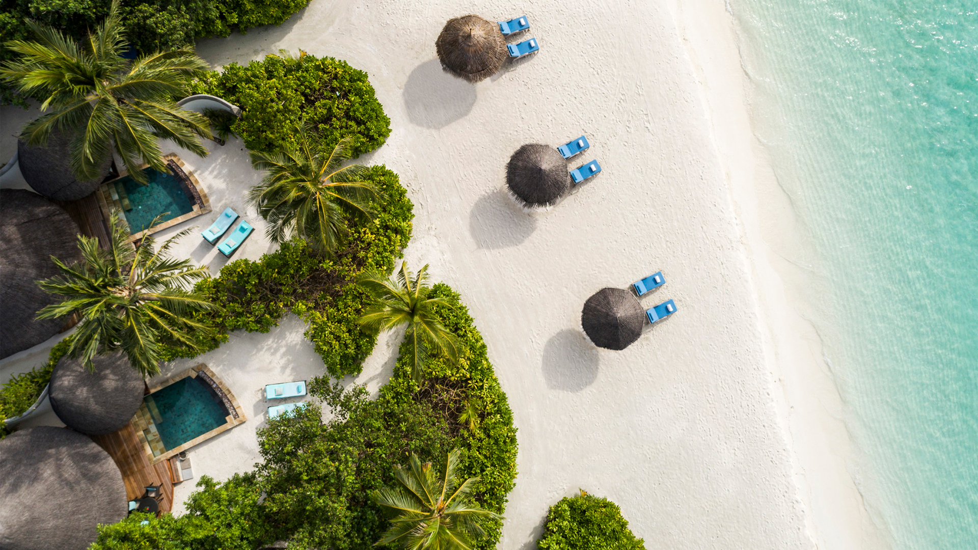 Indian Ocean, Maldives & Dubai, Beach aerial