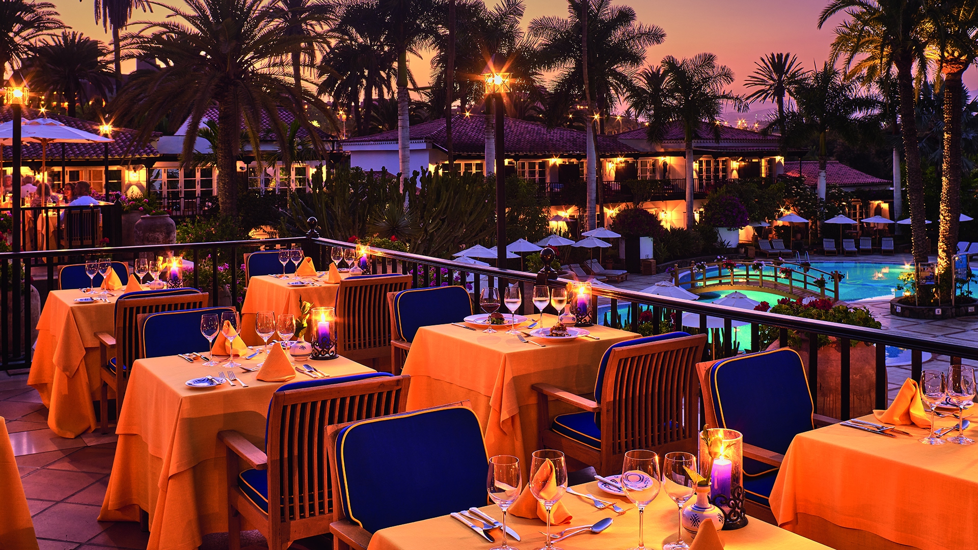 Europe, Luxury Gran Canaria Holidays, Seaside Grand Hotel Residencia, Outdoor dining