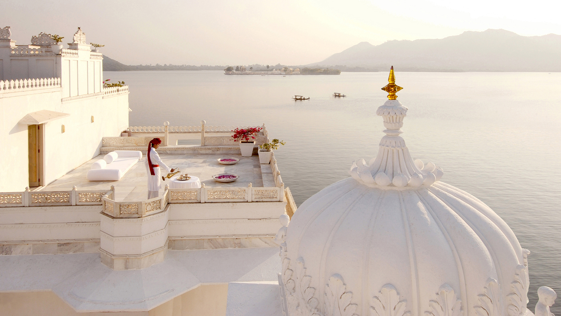 Worldwide, India, Taj lake palace, Rooftop View Over Water