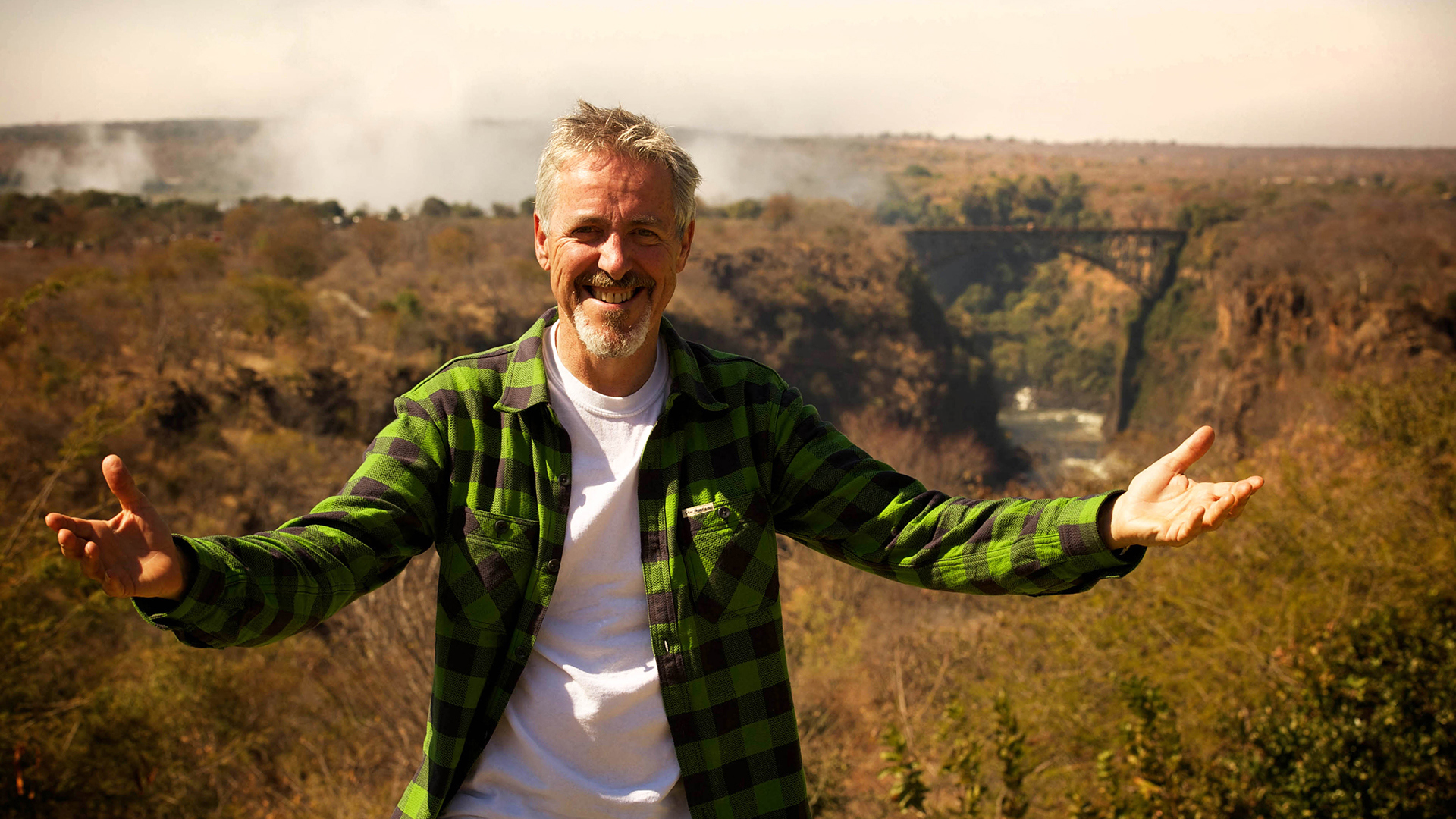  Africa, South africa, Rovos rail, Man with outstretched arms