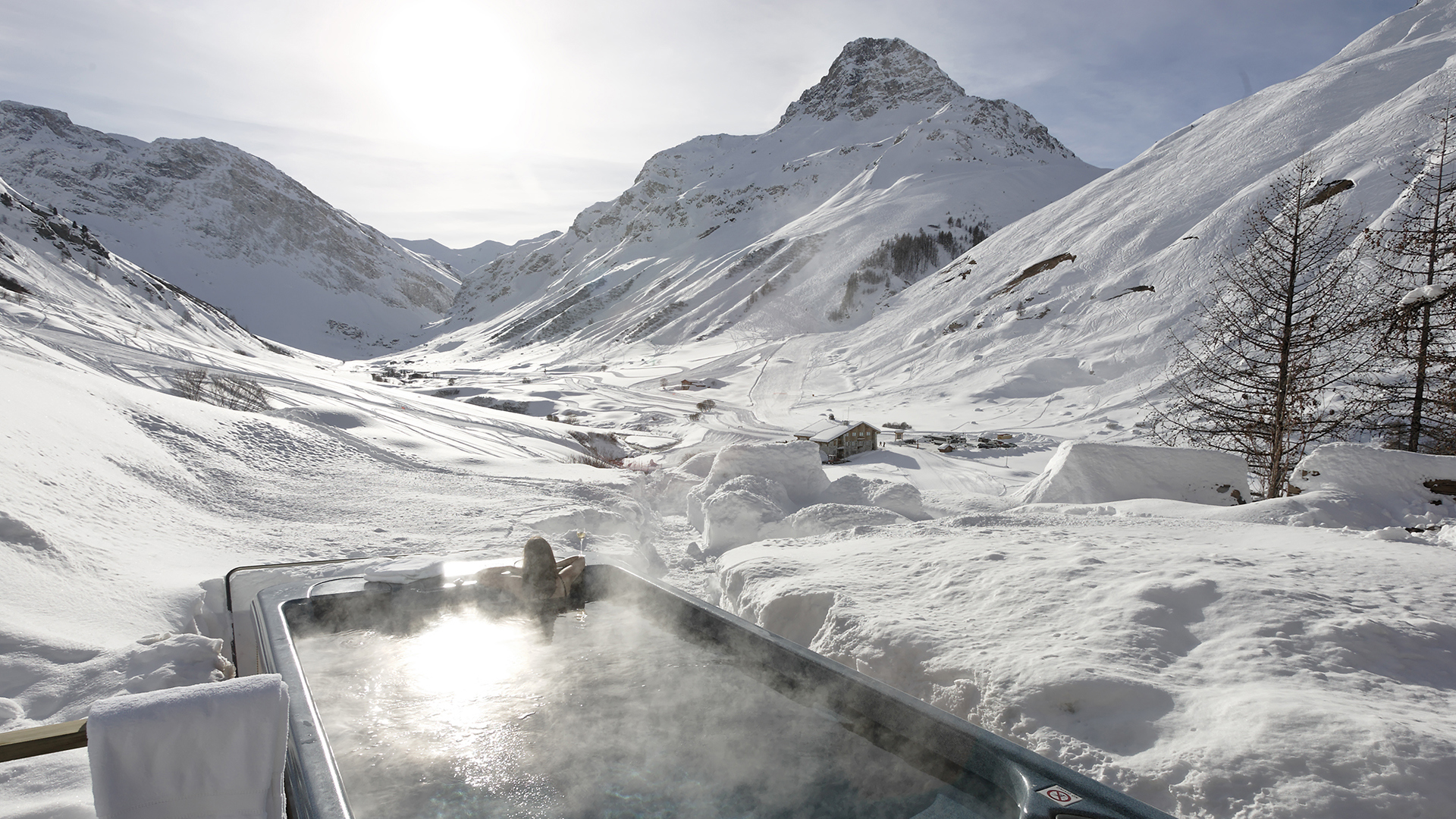 Le Chardon Swimspa And View
