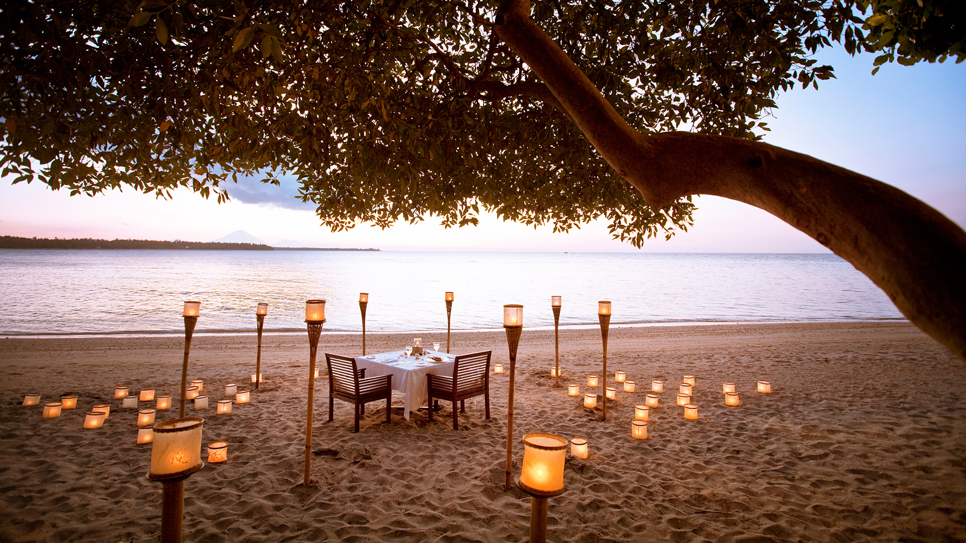  Worldwide, Indonesia, The Oberoi Lombok, Dinner on the Beach