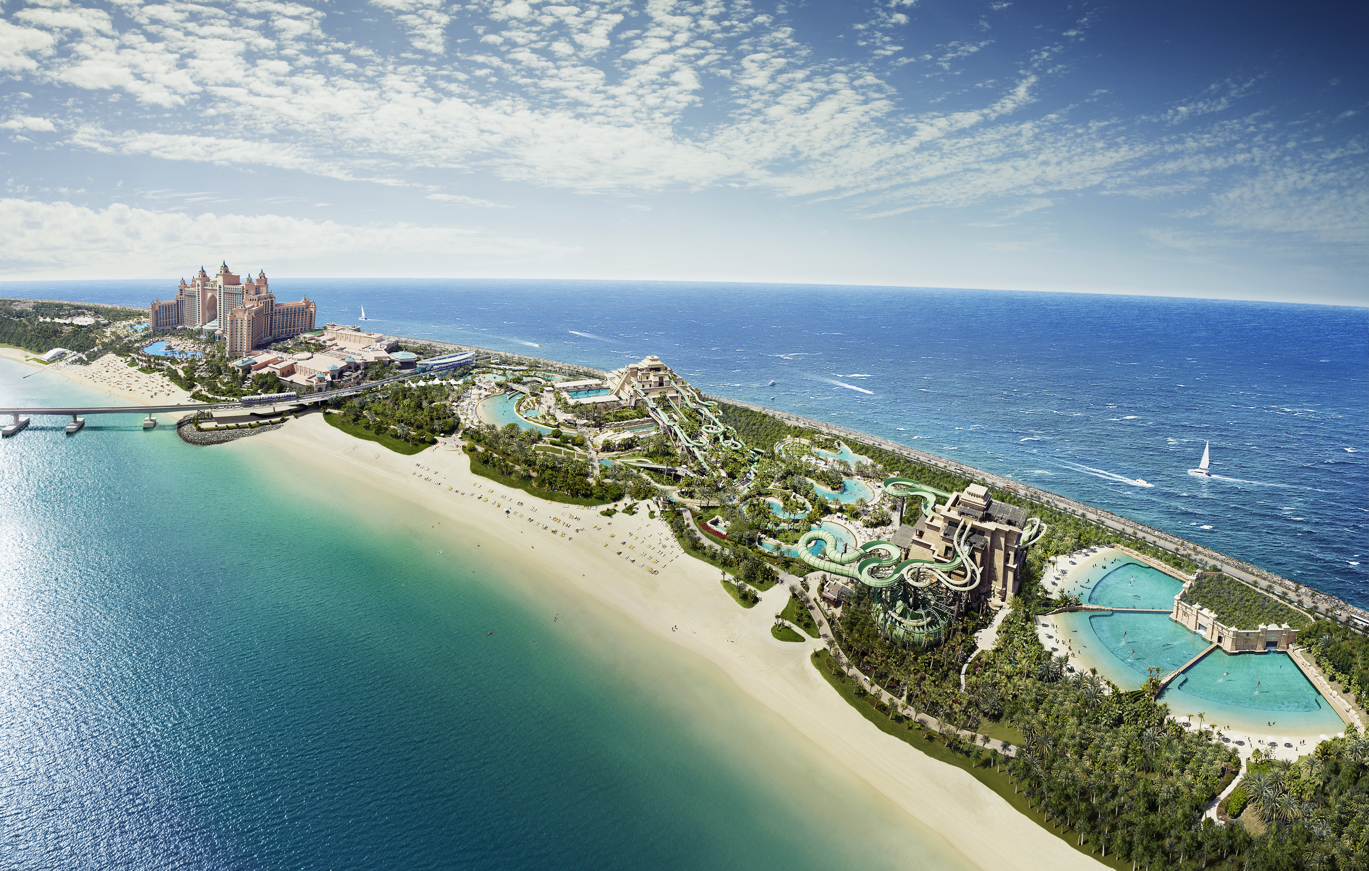 Arabia, Dubai, Atlantis The Palm, resort landscape 