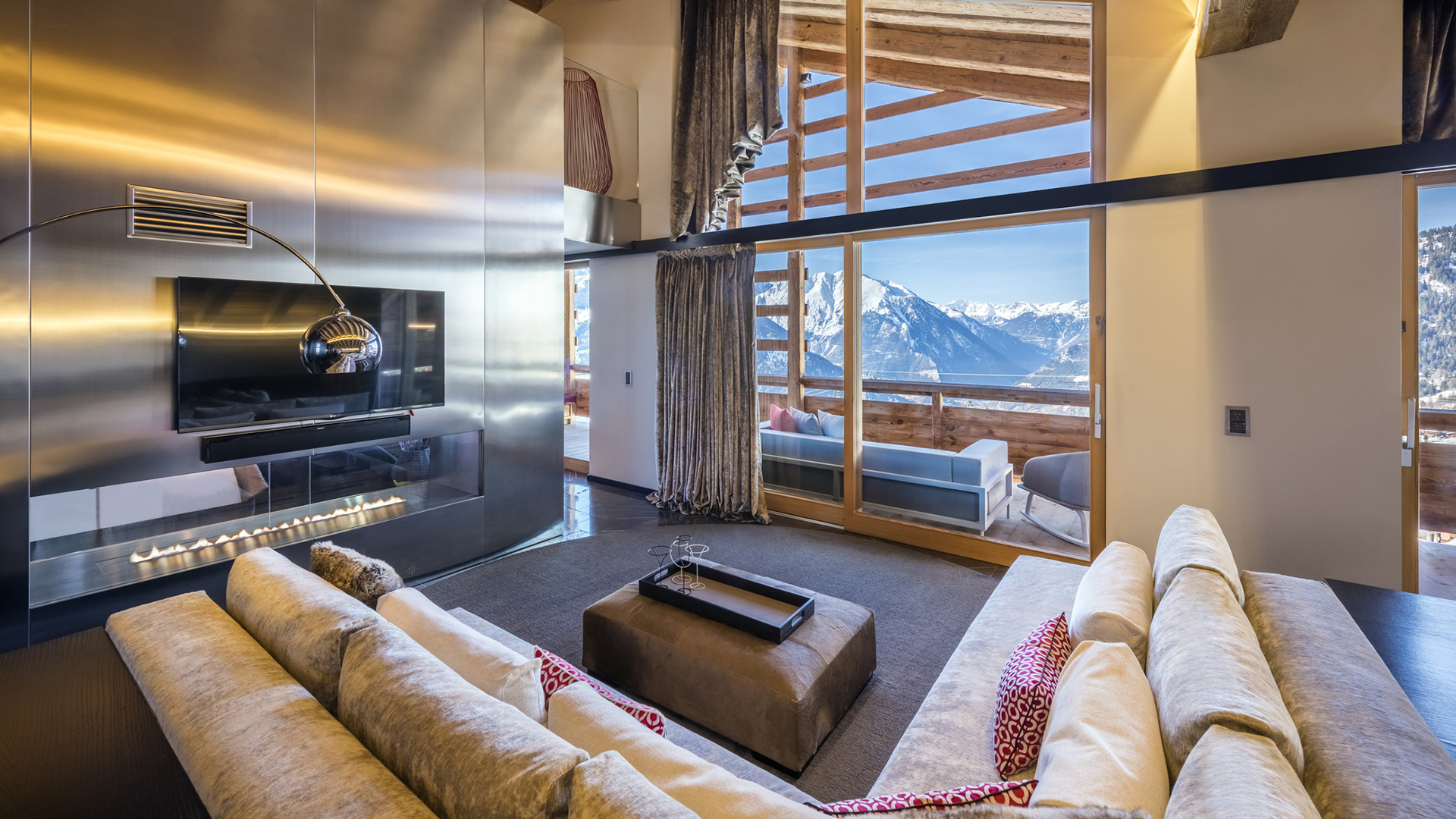 Europe Ski, Switzerland, W Verbier, Suite lounge
