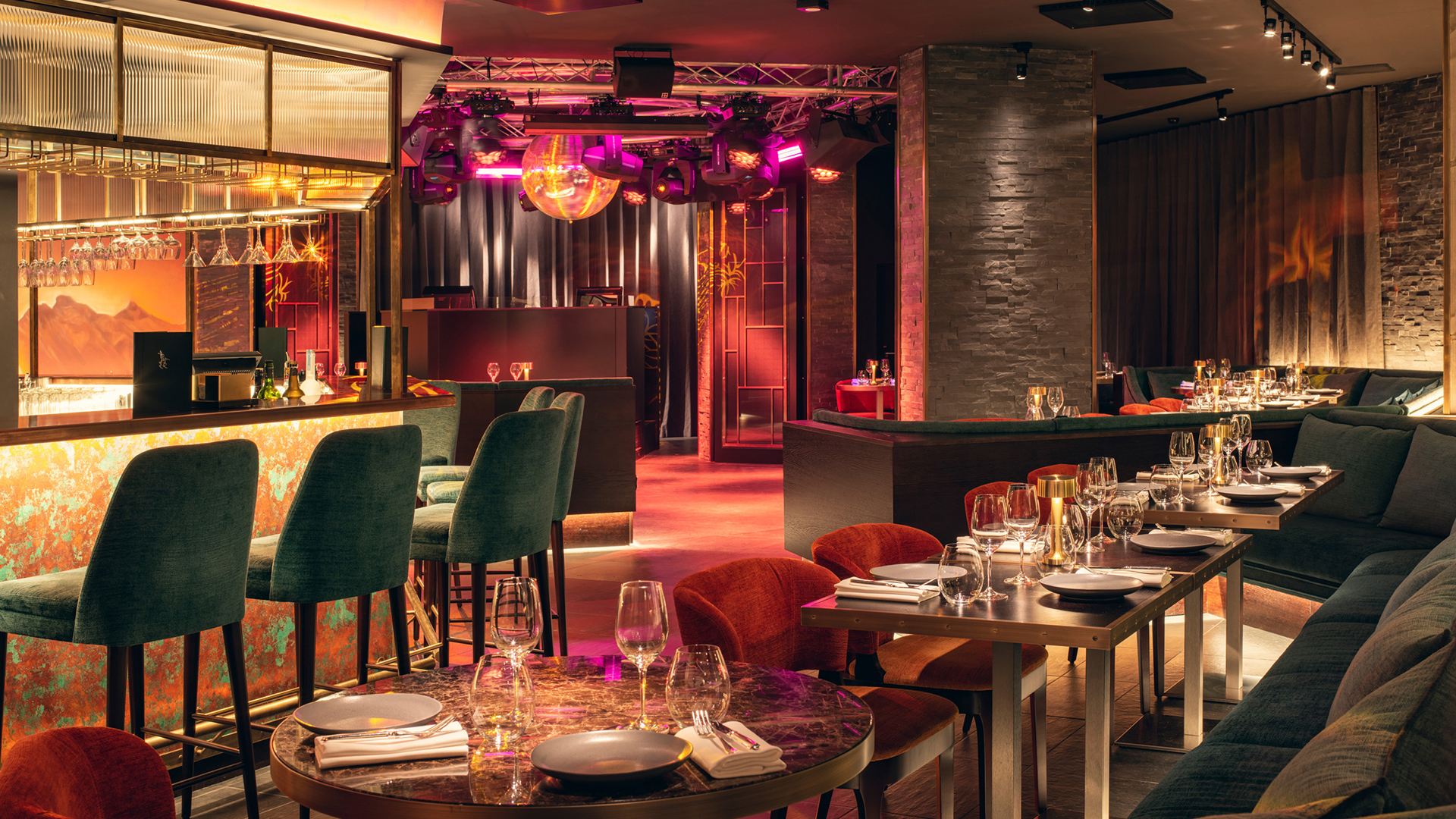 Ski & Snow, St Moritz, Switzerland, Badrutt's Palace Hotel, King's Social House