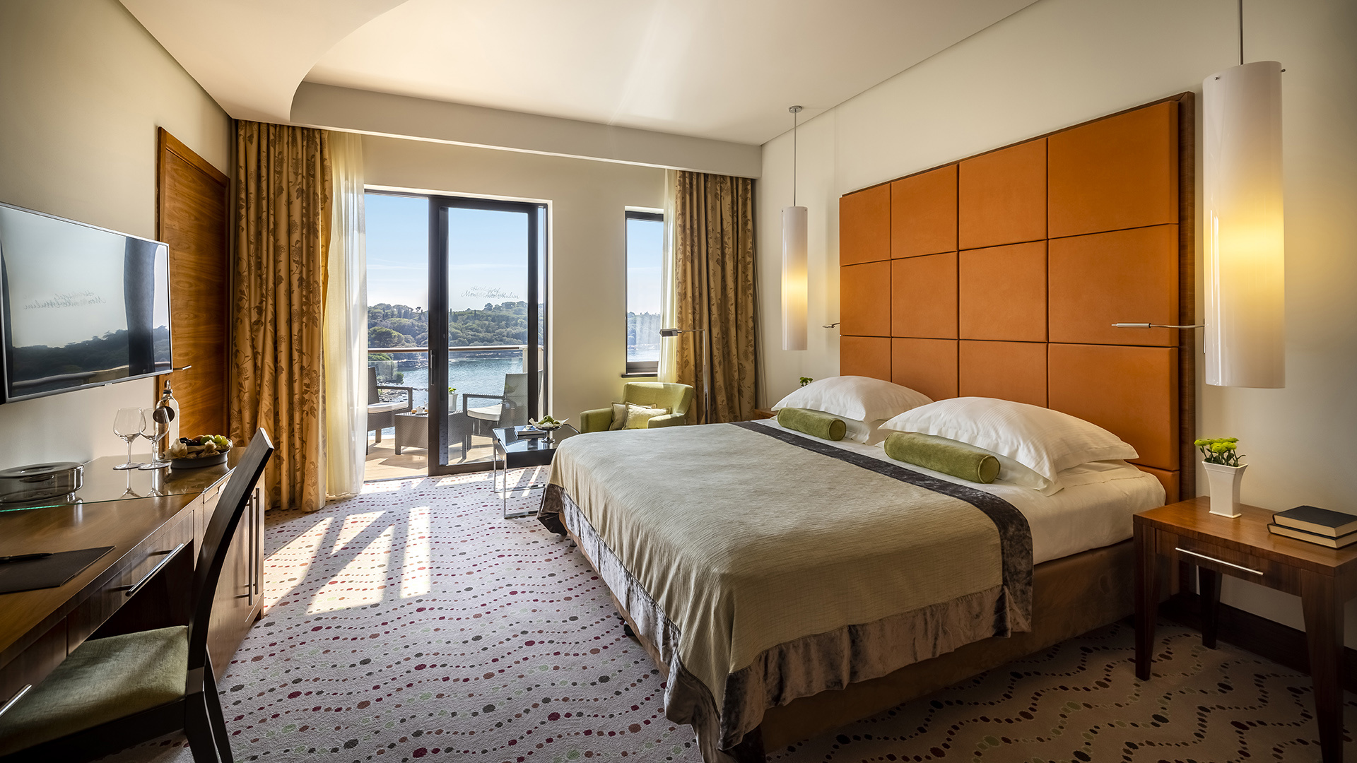 Europe, Croatia, Hotel Monte Mulini, Bedroom suite