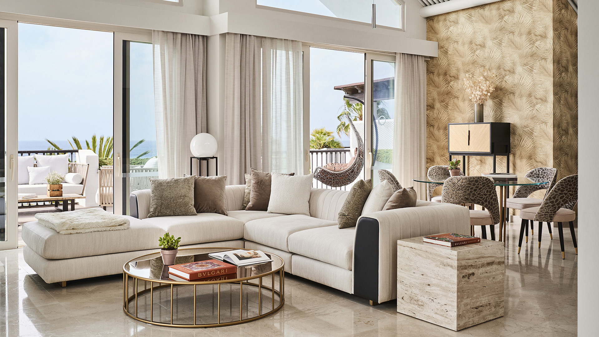 Europe, Spain, Costa del Sol, Puente Romano Beach Resort, Imperial Suite