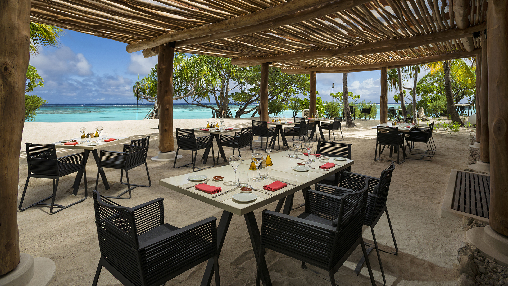  Worldwide, French polynesia, The Brando, Beachcomber Cafe