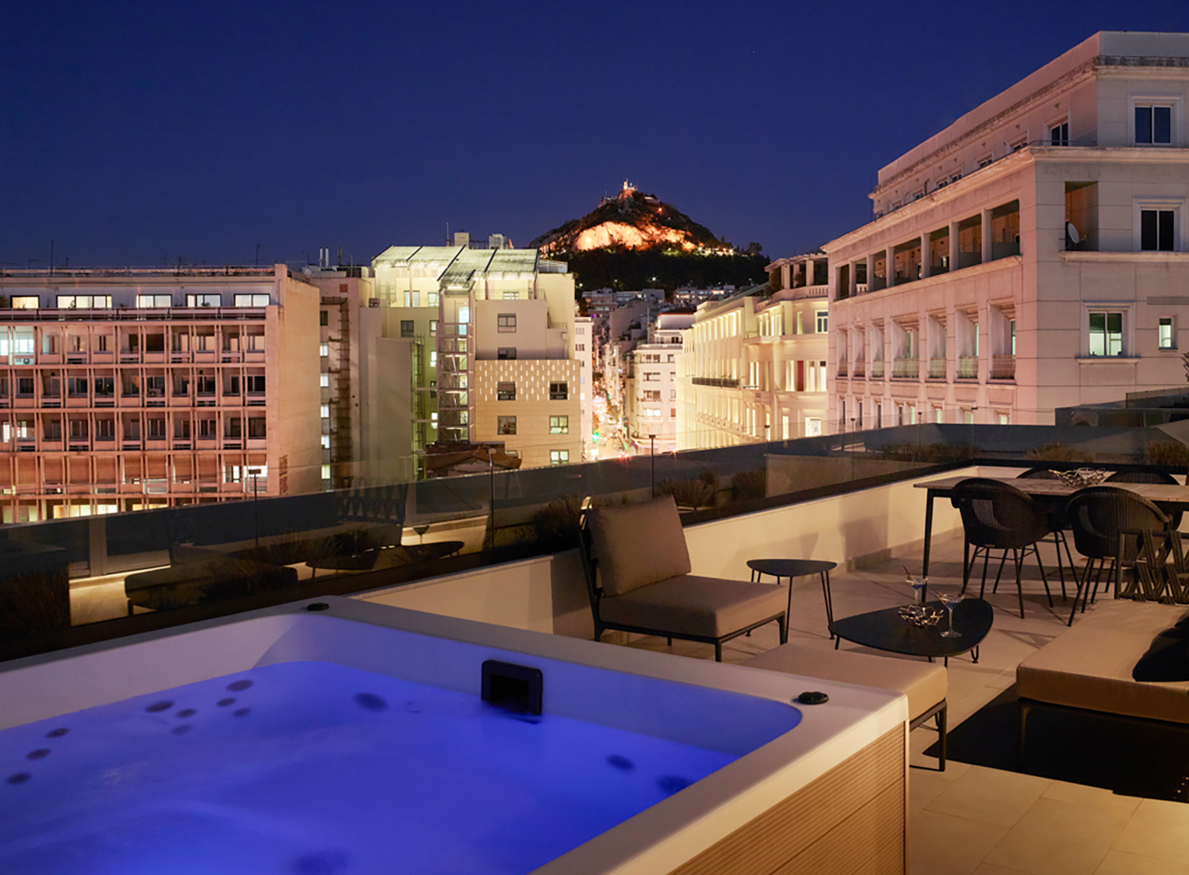 Europe, Greece, Athens, xenedocheio Milos, terrace 