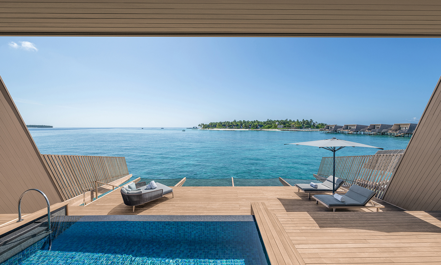 Indian Ocean, Maldives, St Regis Vommuli Resort, Lagoon Villa