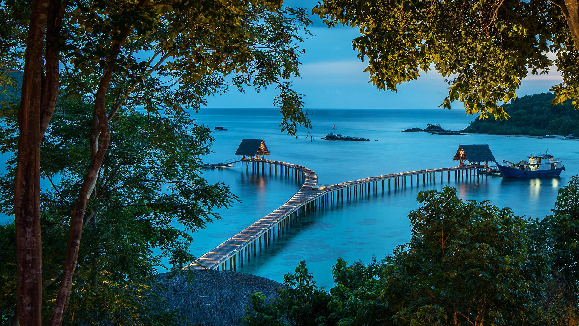 Worldwide, Indonesia, Bawah Reserve, Dock