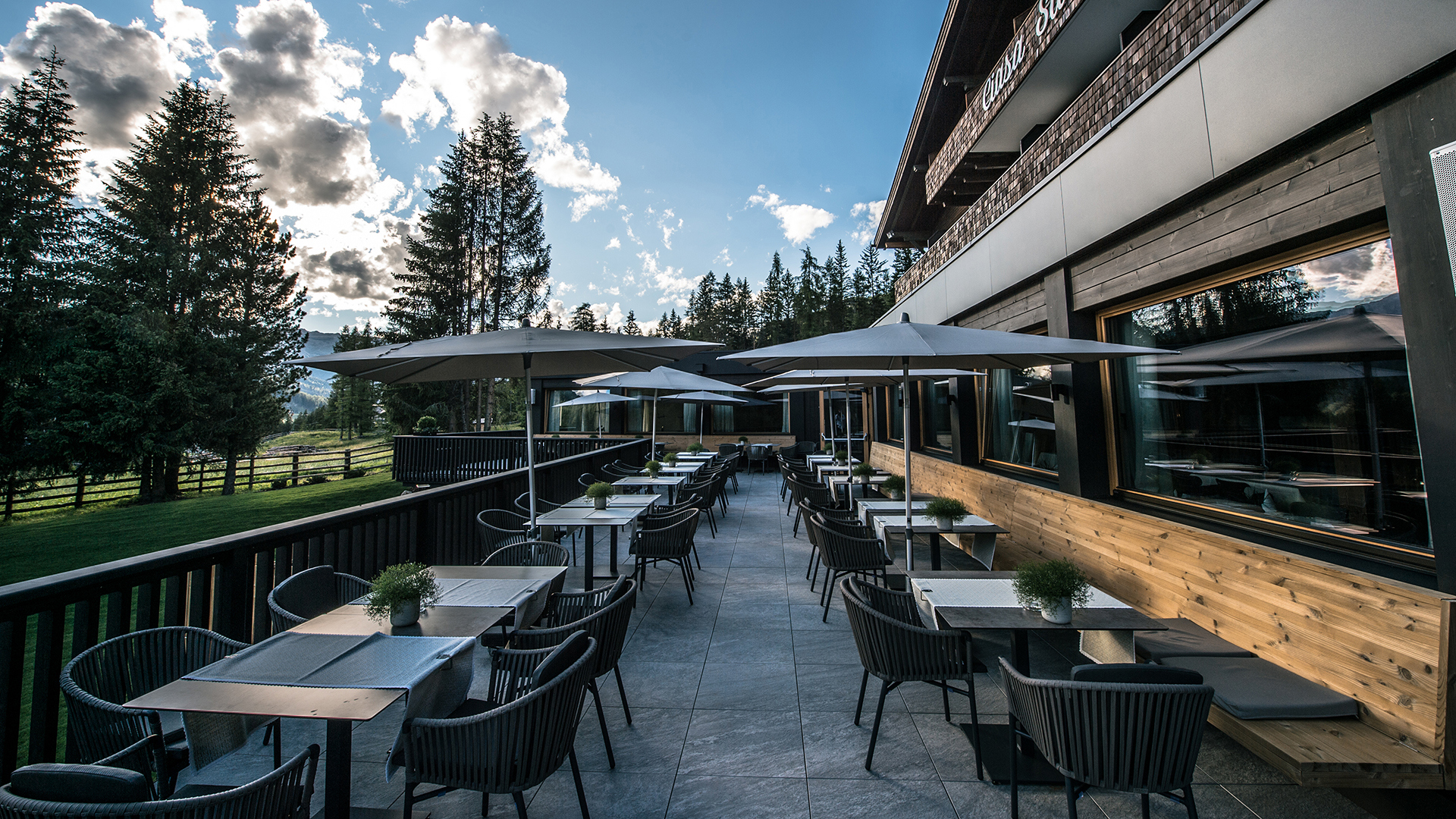 Europe ski, Italy, Hotel ciasa salares, Infini Terrace