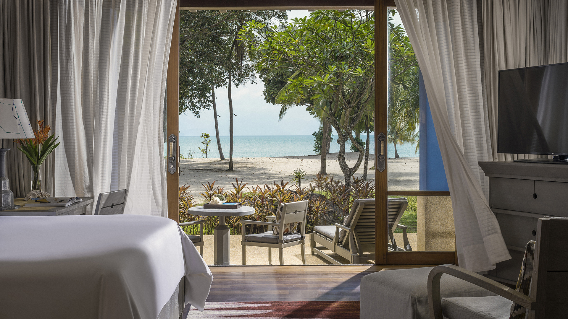  Worldwide, Malaysia & Borneo, Four Seasons Resort Langkawi, Beach Room