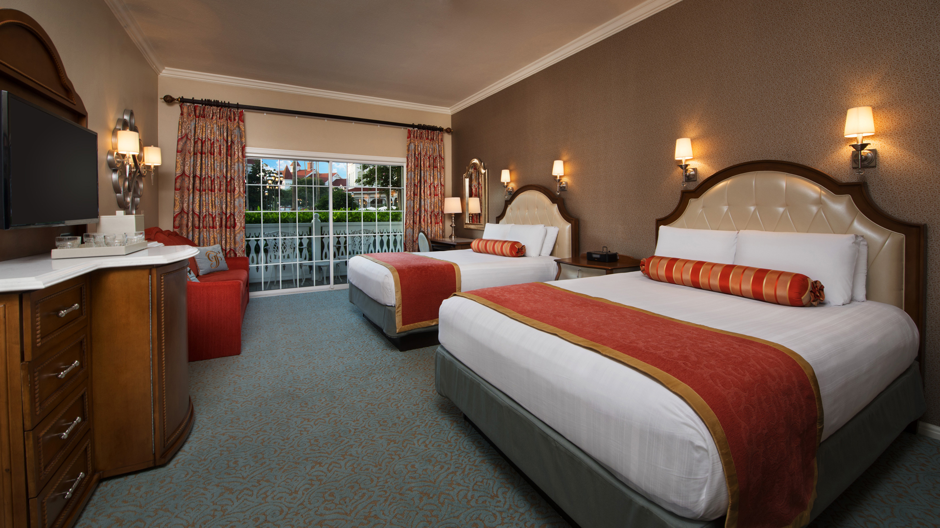  Luxury Florida Holidays, Disney’s Grand Floridian Resort & Spa®, Outer Building Garden View