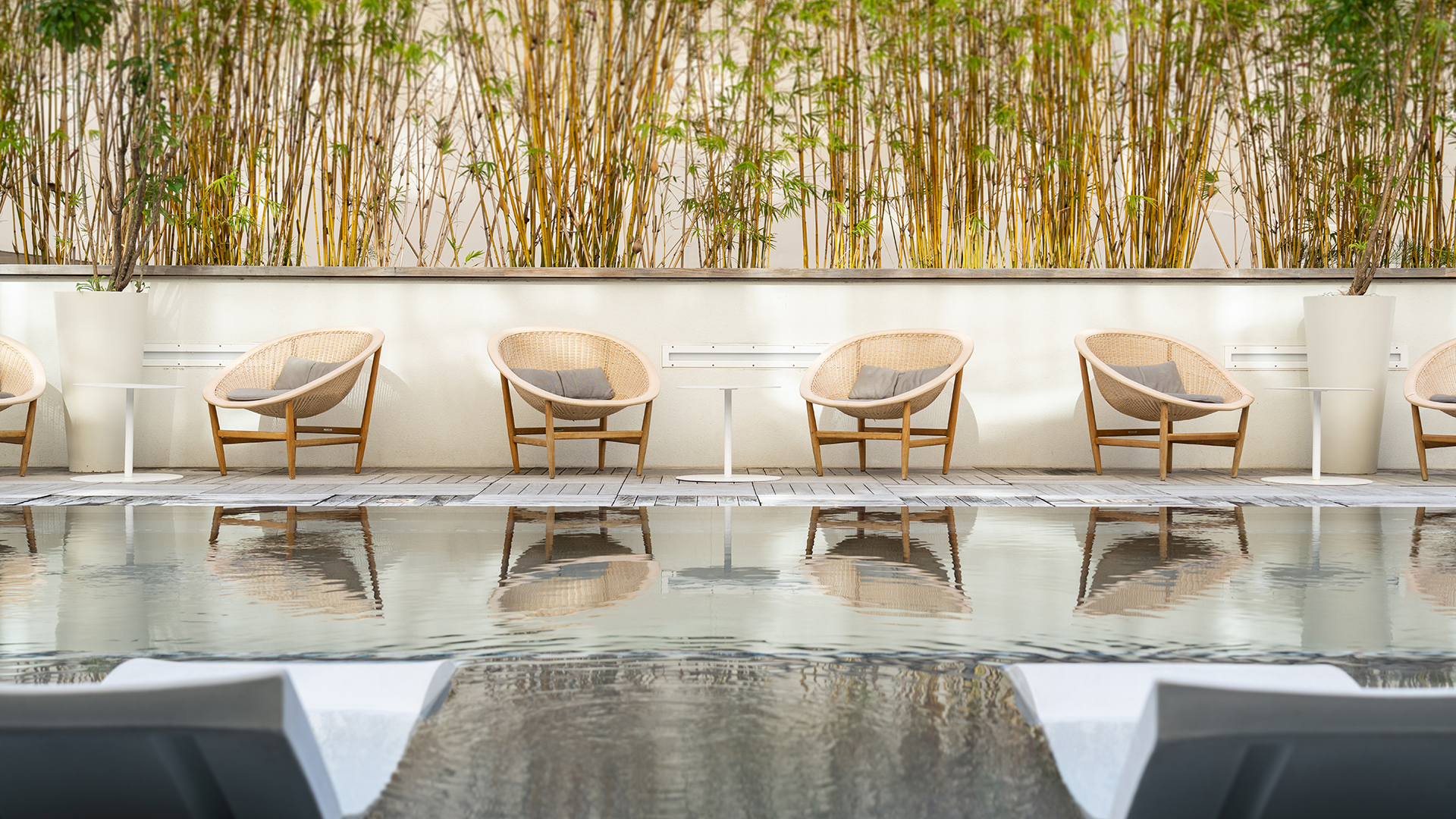  North America & Canada, Hawaii, The Laylow, Pool Seating