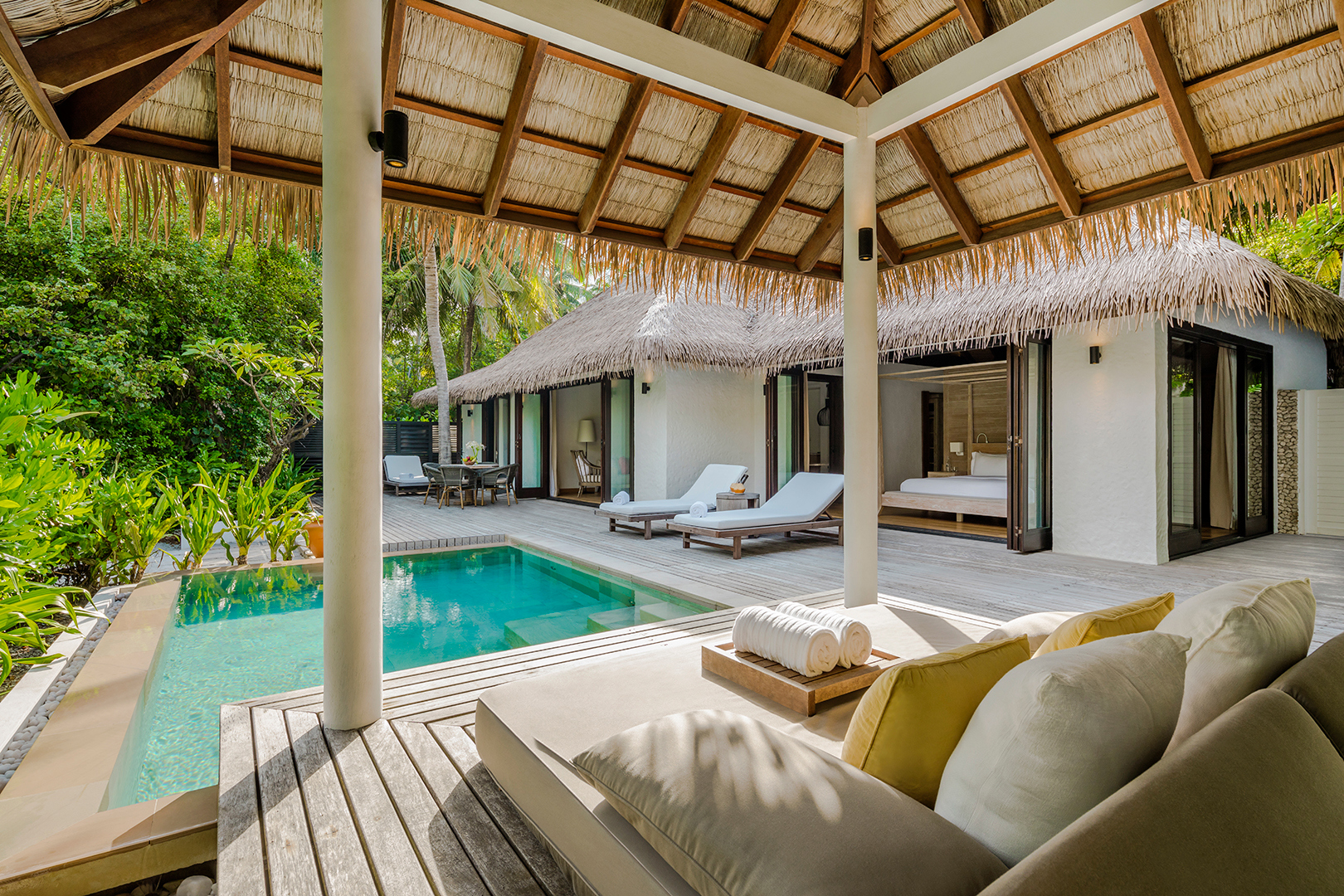 Indian Ocean, Maldives, COMO Maalifushi, Villa pool exterior