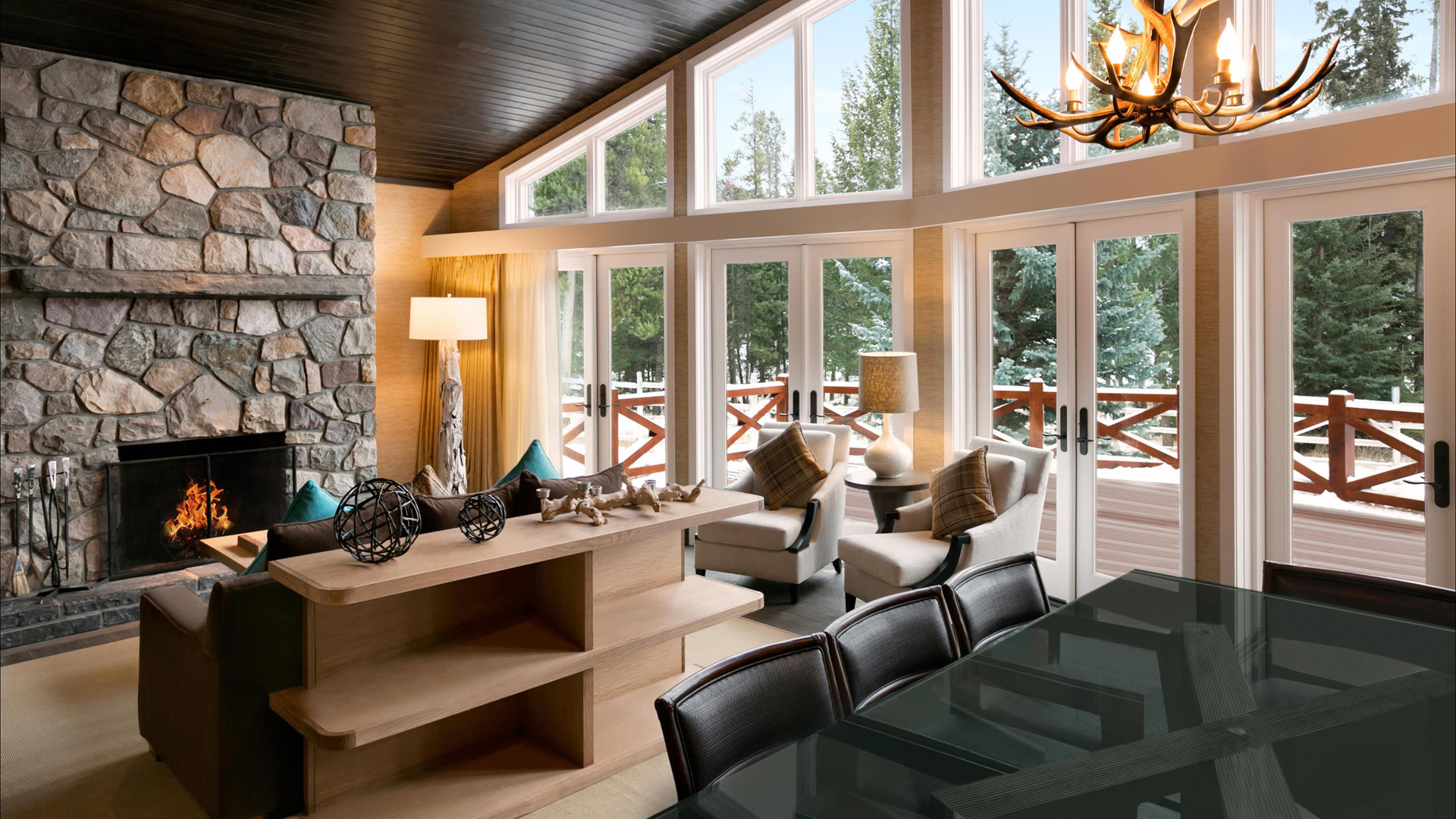  USA, Luxury Canada Holidays, Fairmont Jasper Park Lodge, Whistler Cabin Living Room