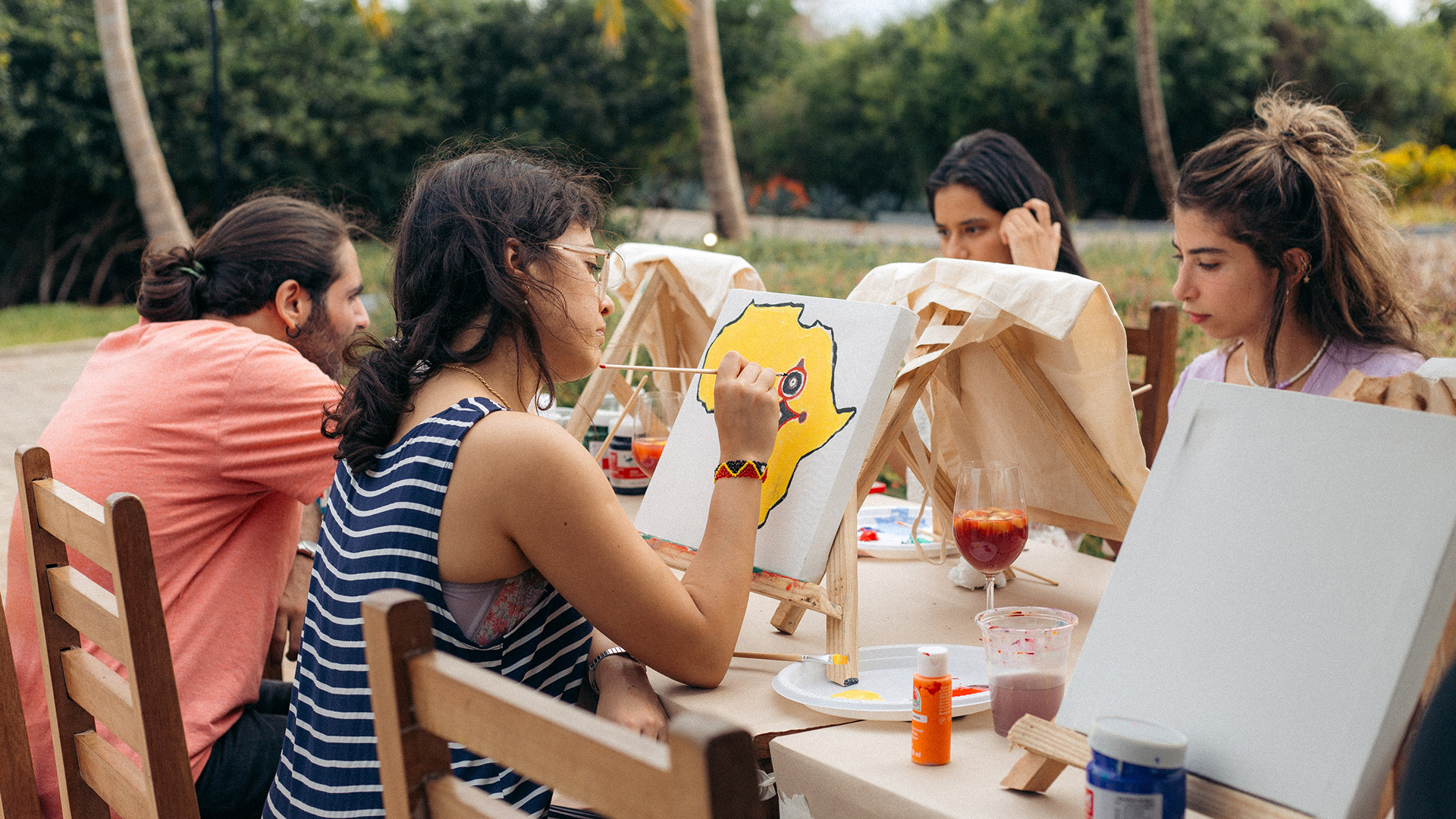  Africa, Zanzibar, Safirablu, Art Class