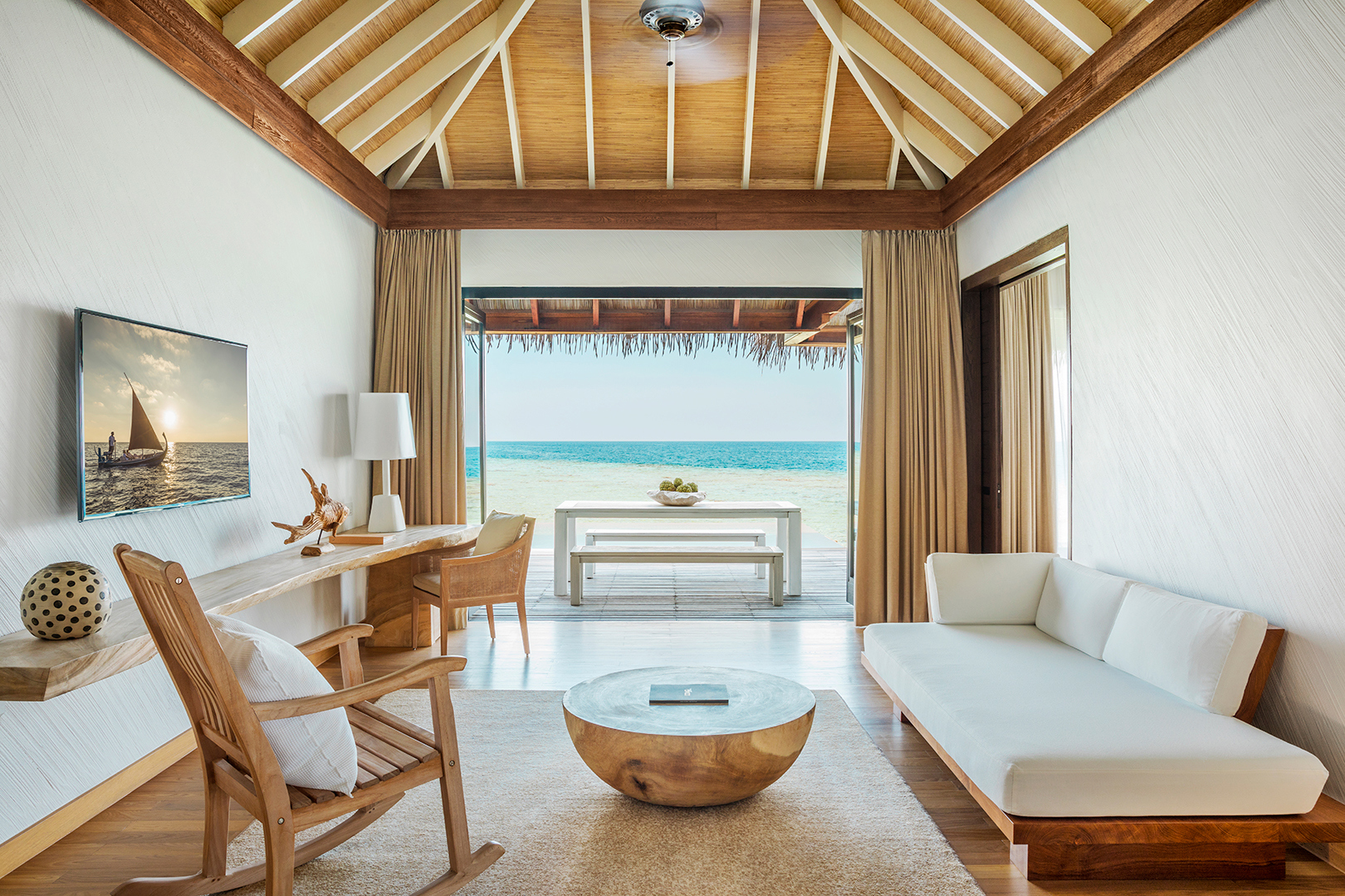 Indian Ocean, Maldives, COMO Maalifushi, Villa living room