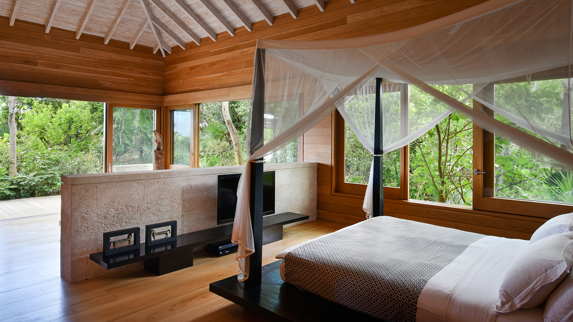 Caribbean, Turks & Caicos, Parrot Cay, Ulmer House Bedroom