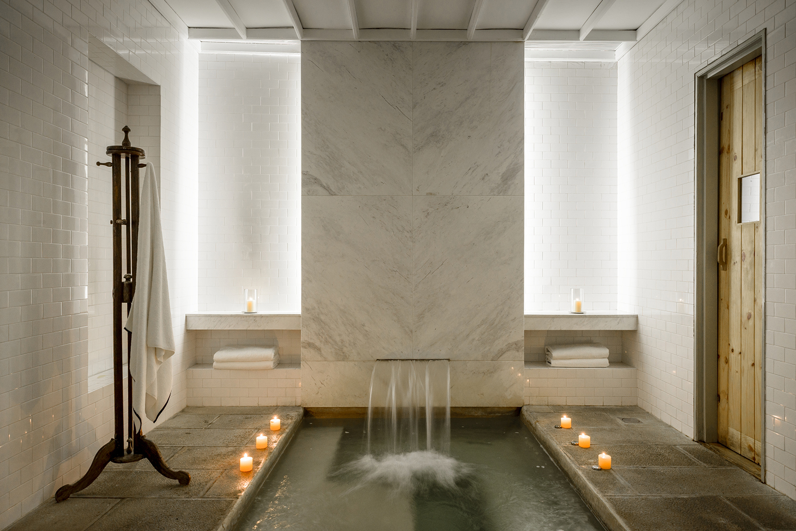 Asia, Sri Lanka, Amangalla, Spa plunge pool