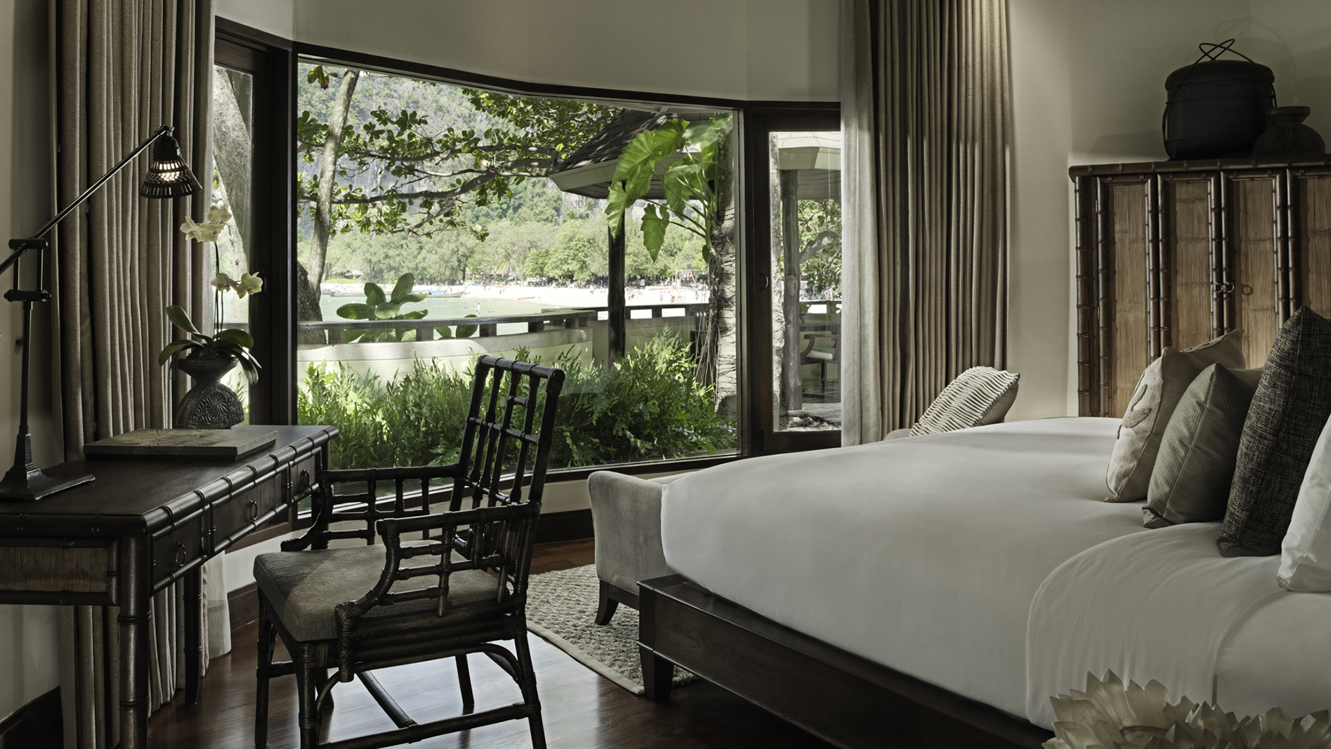  Indian Subcontinent, Far East & Australasia, Thailand, Rayavadee, The Raitaly Villa Master Bedroom