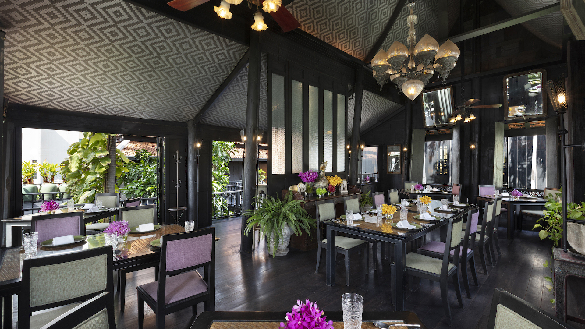  Worldwide, Thailand, The Siam, Chon Thai Restaurant