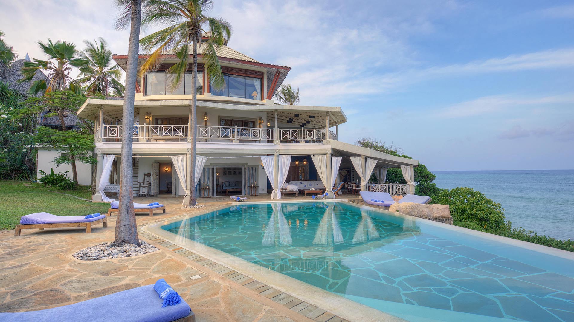 Africa, Kenya, Alfajiri, Villa Exterior