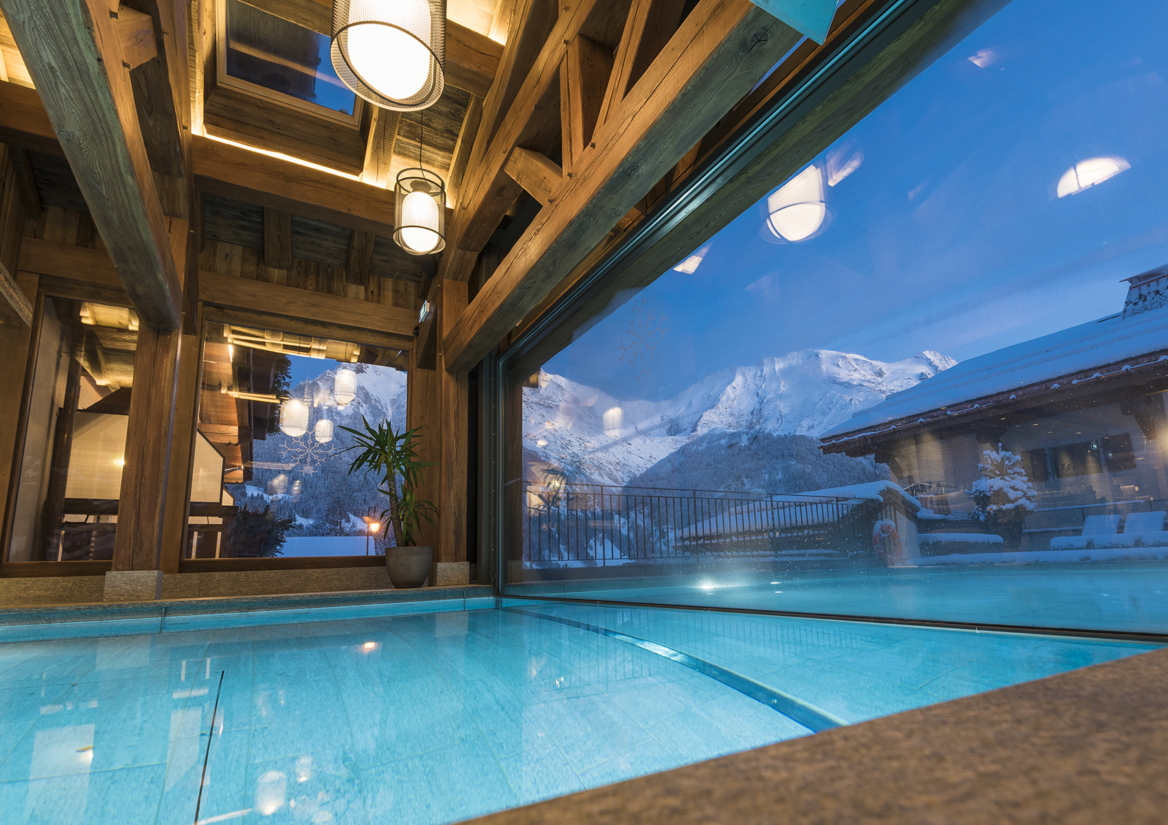 Ski & Snow, France, Megeve, Armancette, spa pool 