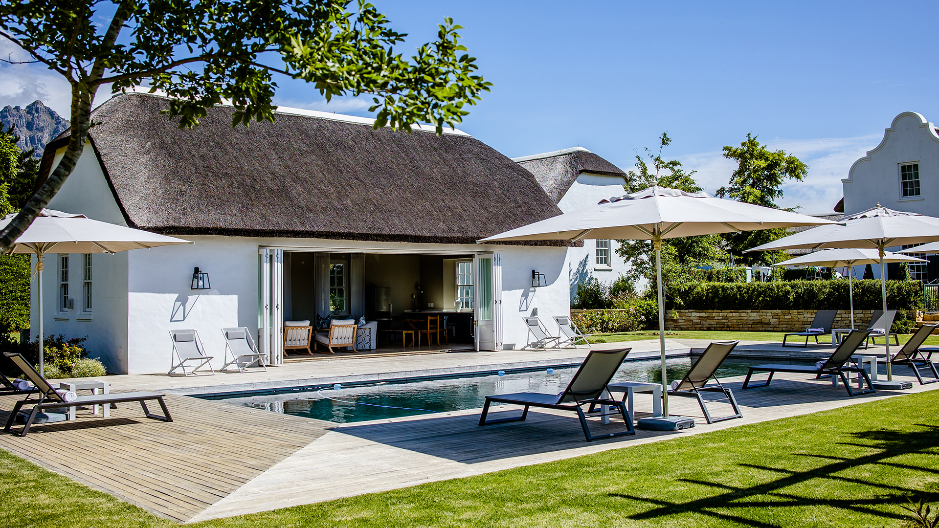  Africa, South Africa, Paarl, Brookdale Estate, Pool