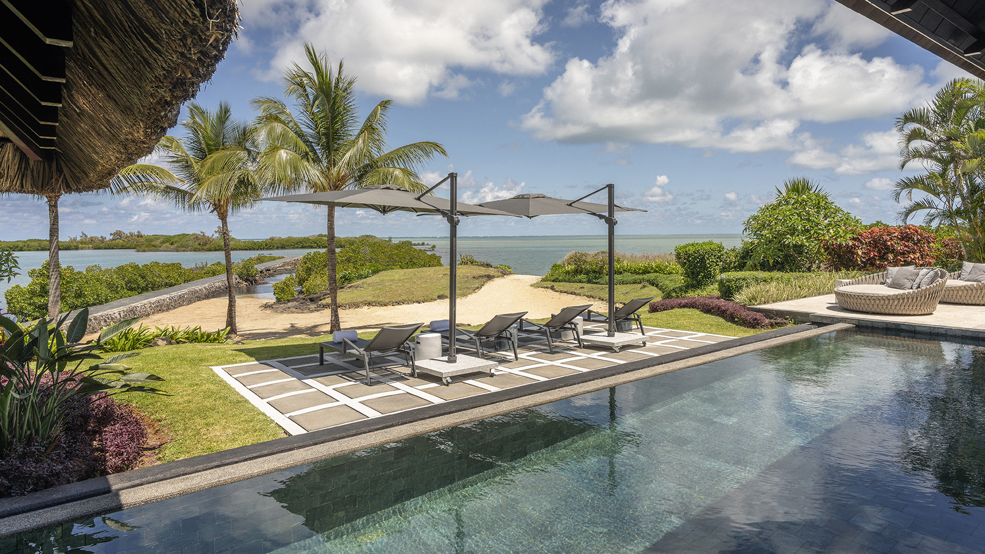 Indian Ocean, Mauritius, Four Seasons Mauritius at Anahita, Villa Pool
