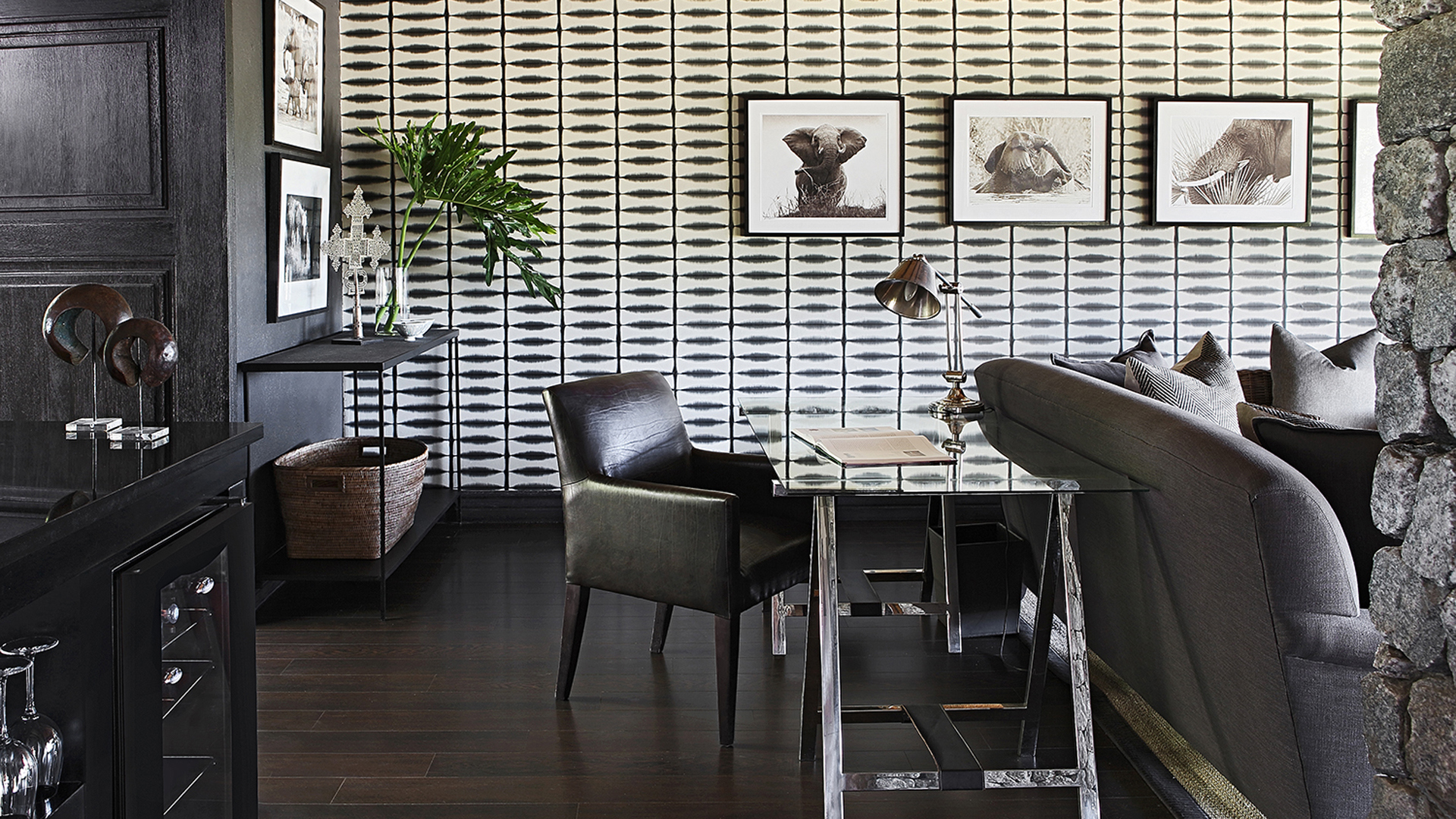 Africa, South Africa, Londolozi Private Granite Suites, Interior