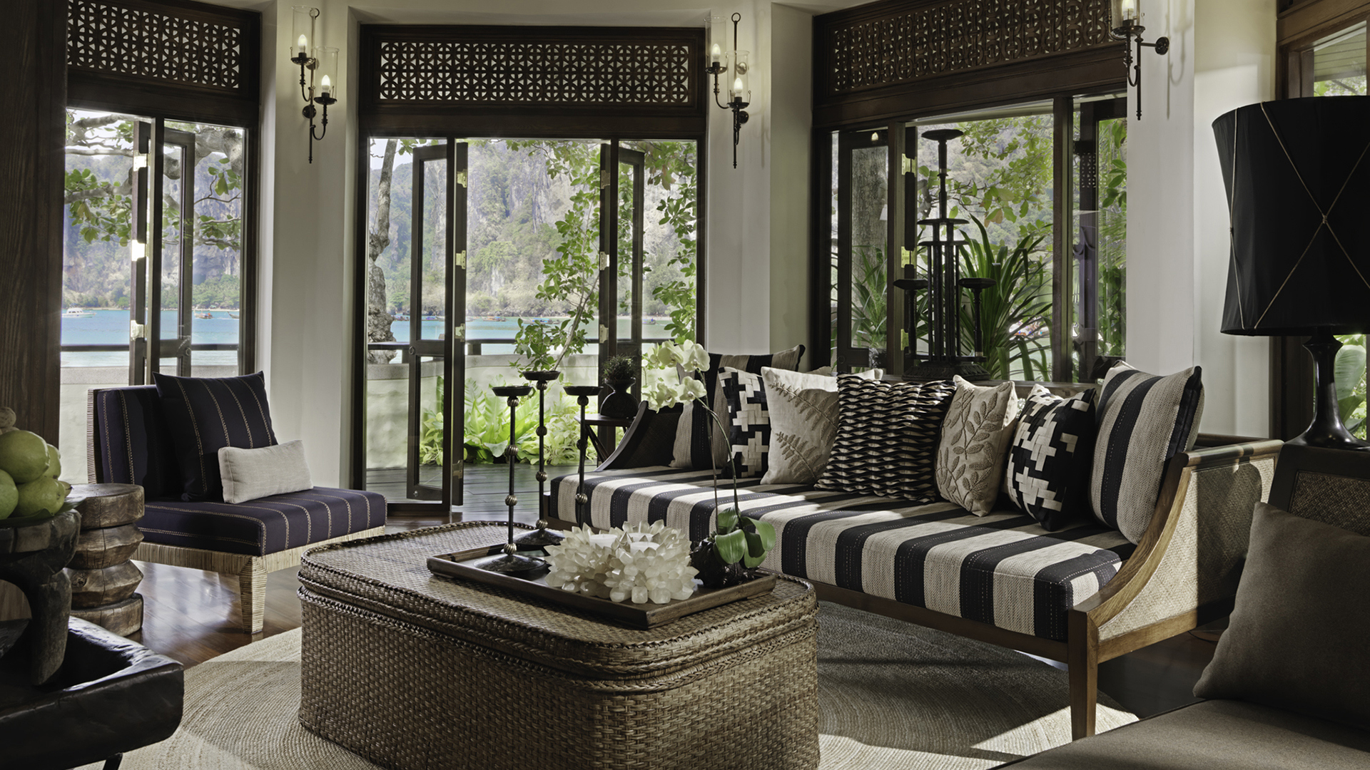  Indian Subcontinent, Far East & Australasia, Thailand, Rayavadee, The Raitalay Villa Living Room