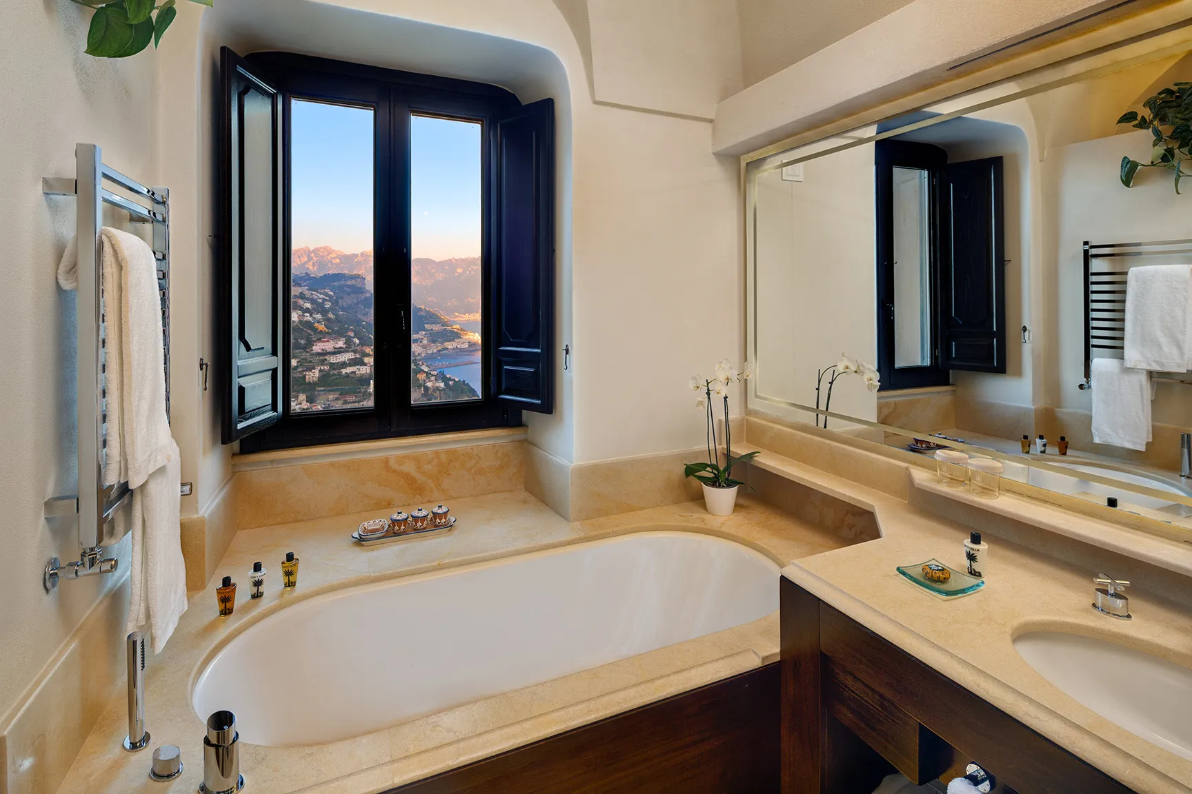 Europe, Italy, Amalfi Coast, Monastero Santa Rosa, bathroom with a large bath and marina view