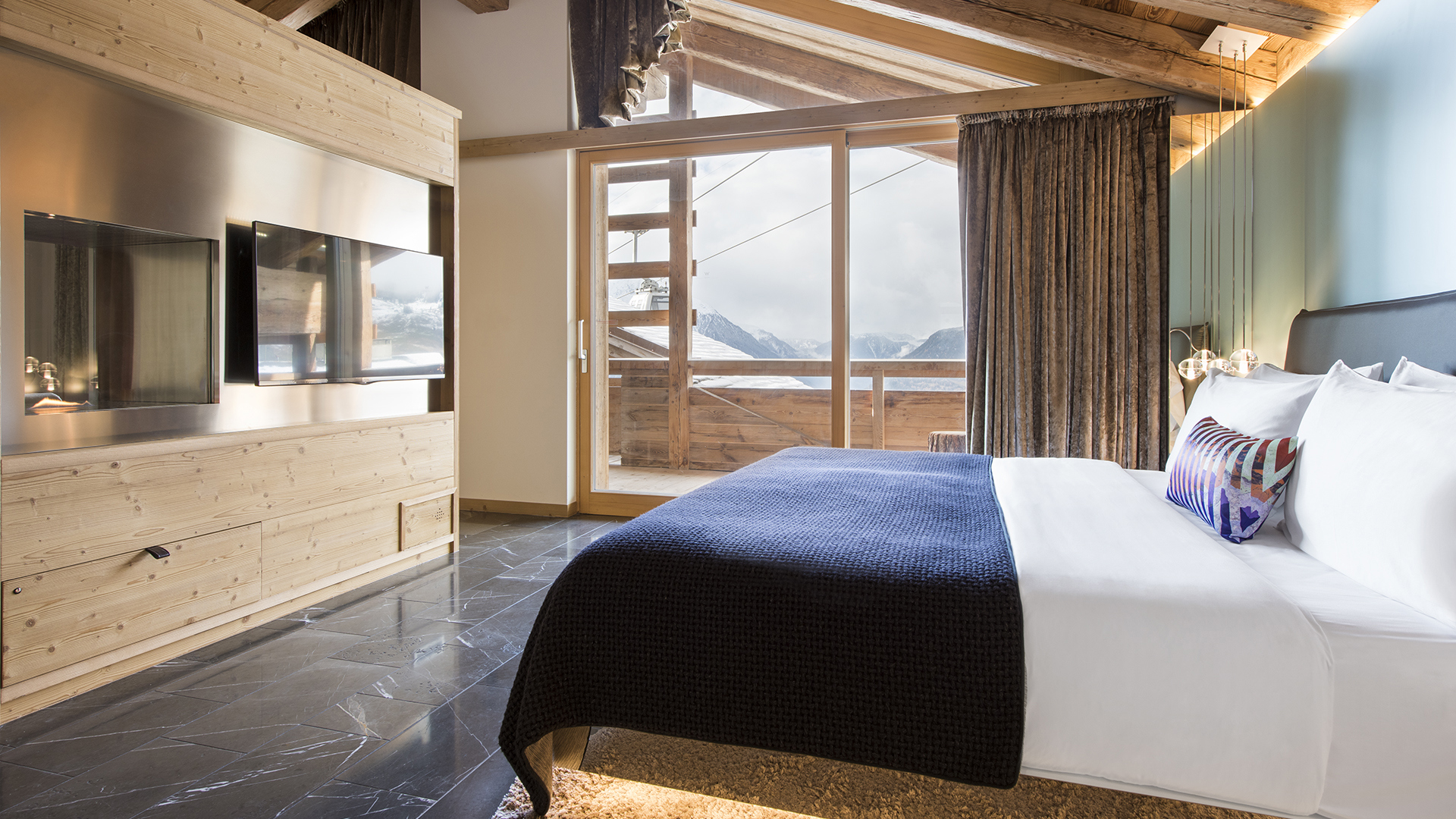 Europe Ski, Switzerland, W Verbier, Fabulous suite