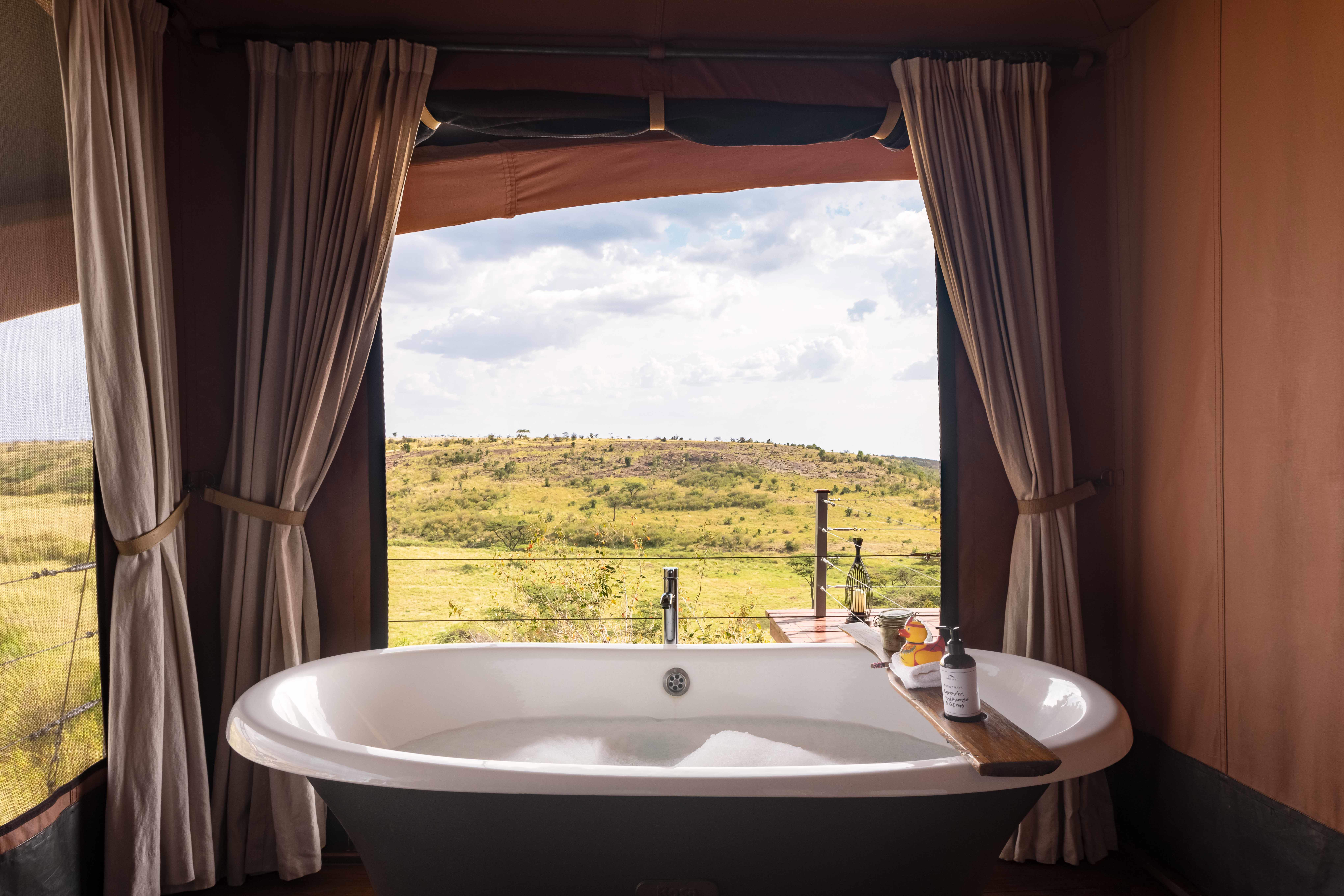  Africa, Luxury Kenya Holidays, Mahali Mzuri, Tent Bathtub